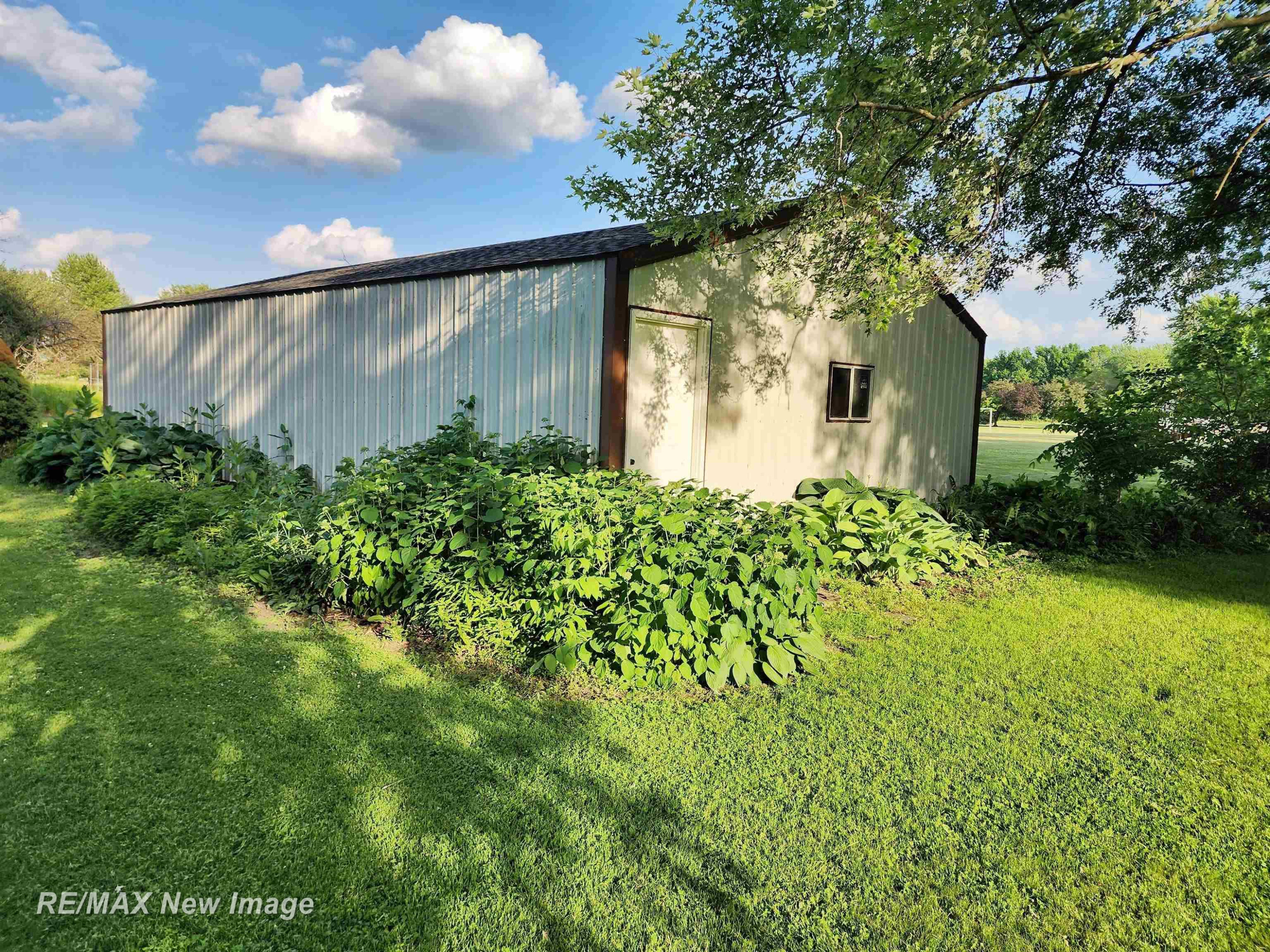 504 Abingdon Street, Chesaning, MI 48616 — Photo 42