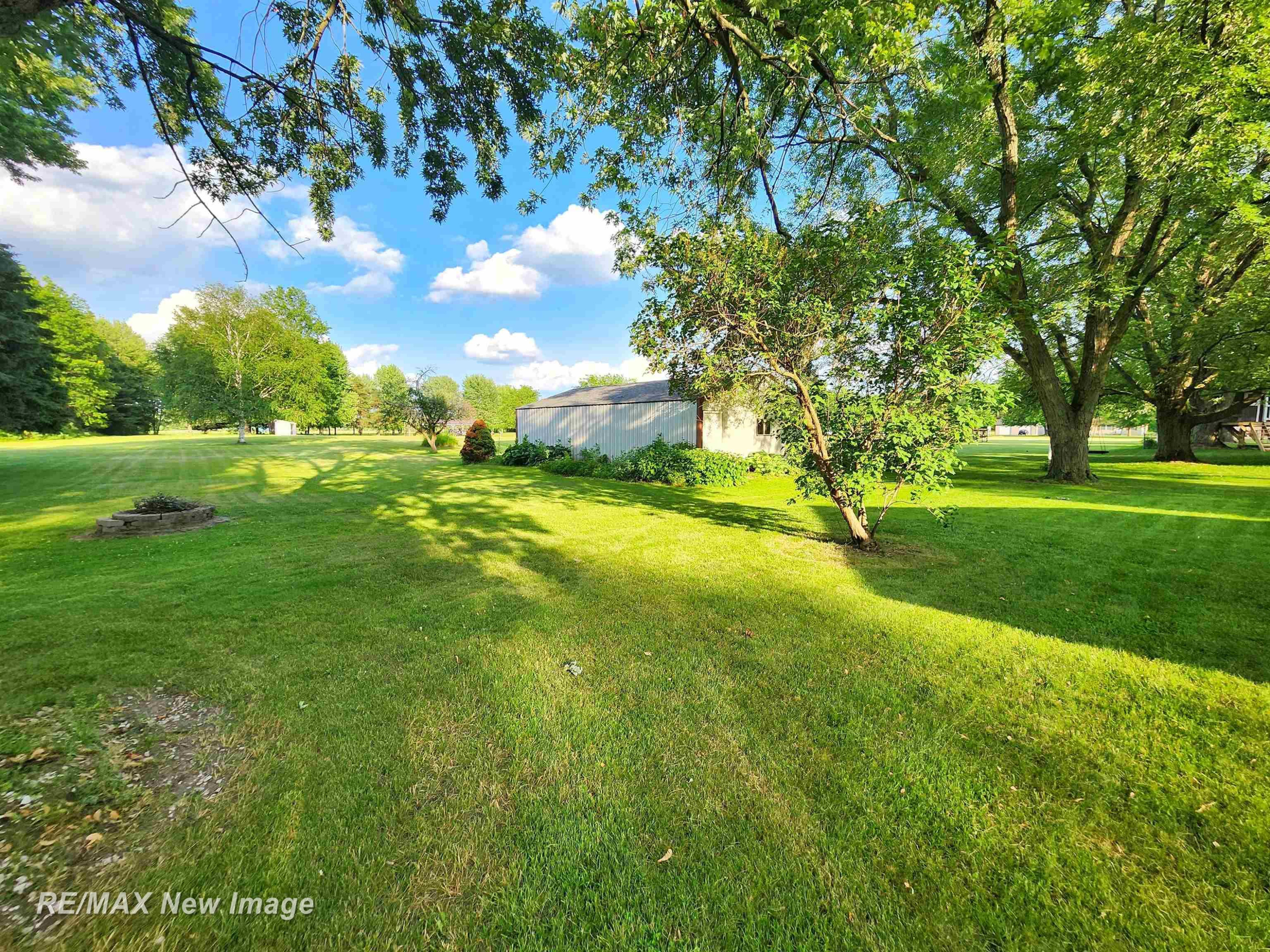 504 Abingdon Street, Chesaning, MI 48616 — Photo 48