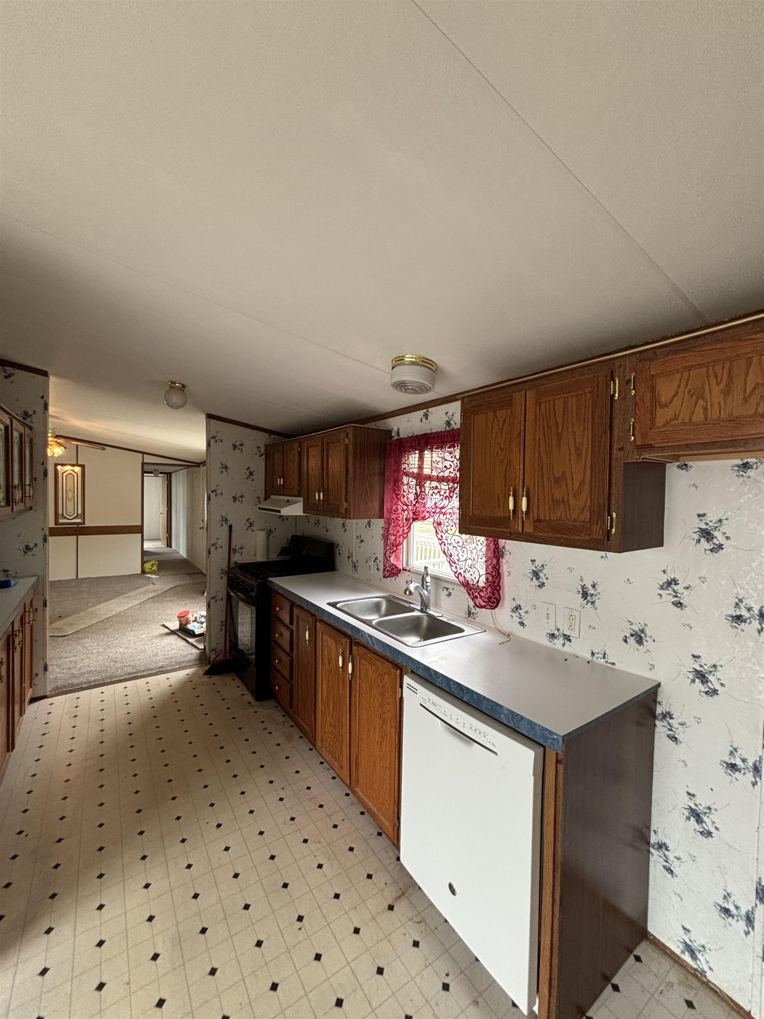 5375 SHAWN Street, Croswell, MI 48422 — Photo 4