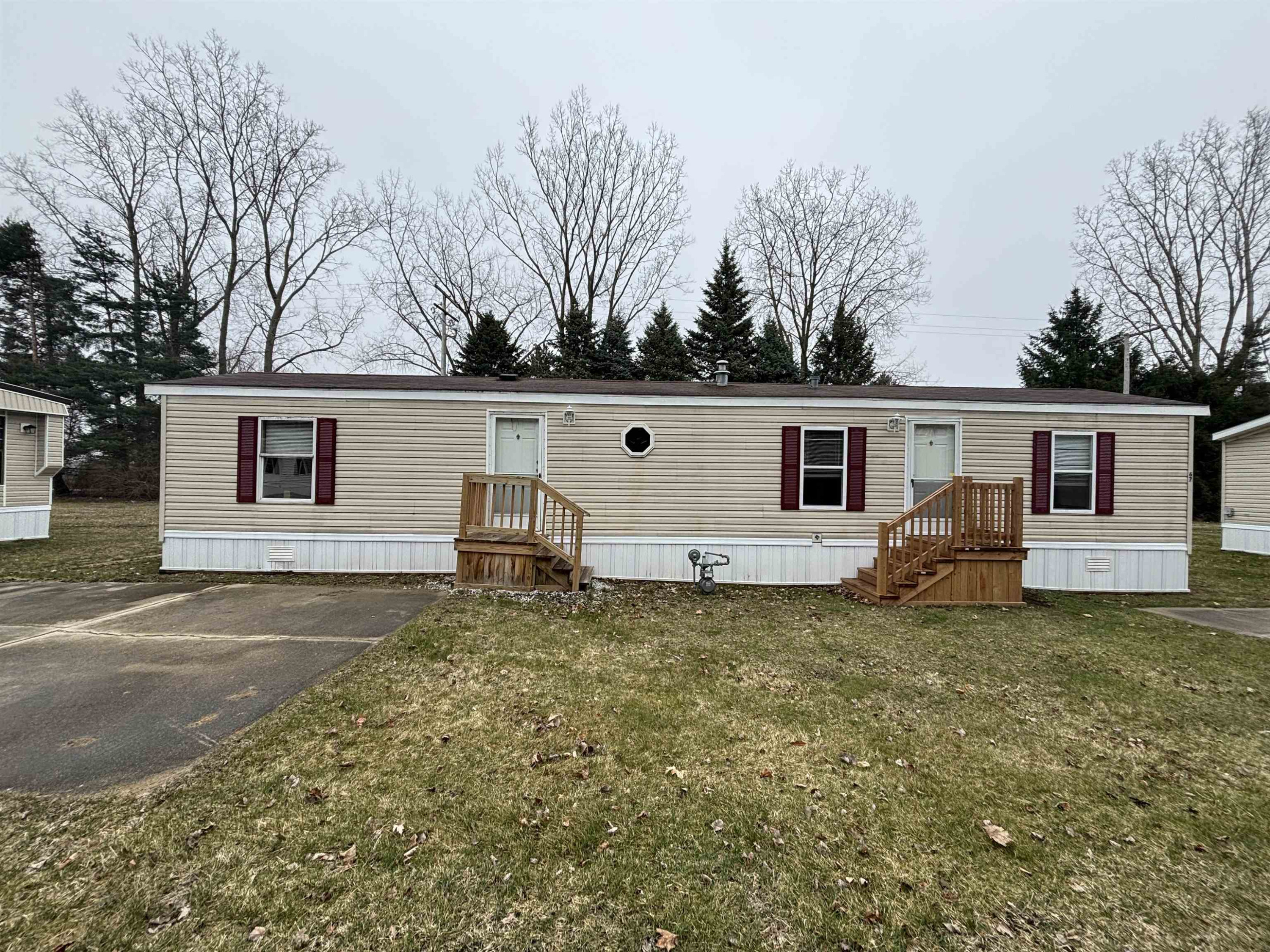5393 CEDAR Street, Croswell, MI 48422 — Photo 2