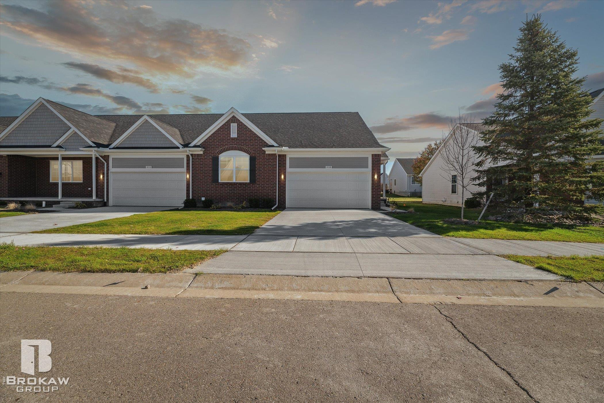 1466 Lincoln Street, Lapeer, MI 48446 — front exterior