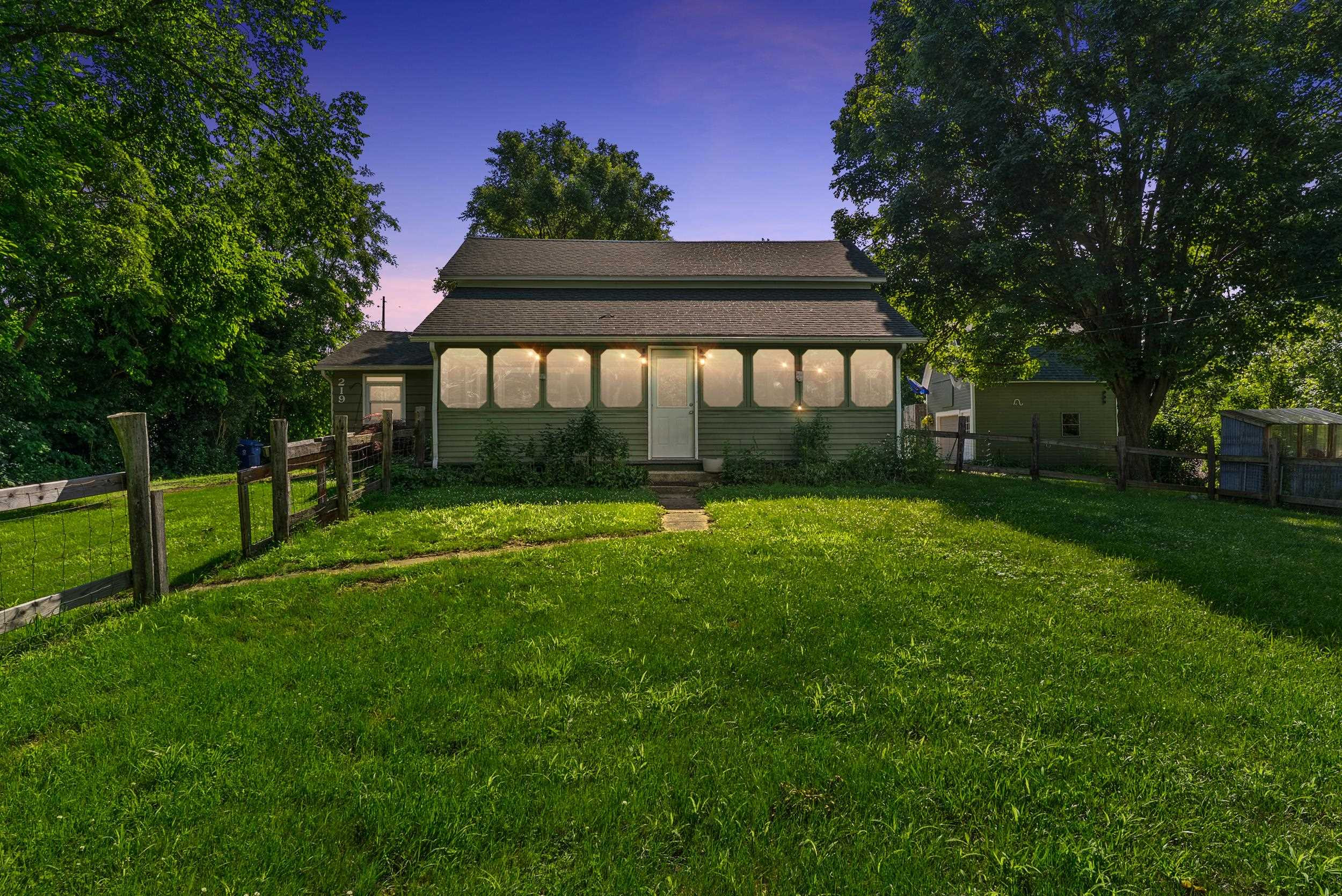 219 S Saginaw Street, Byron, MI 48418 — Photo 2