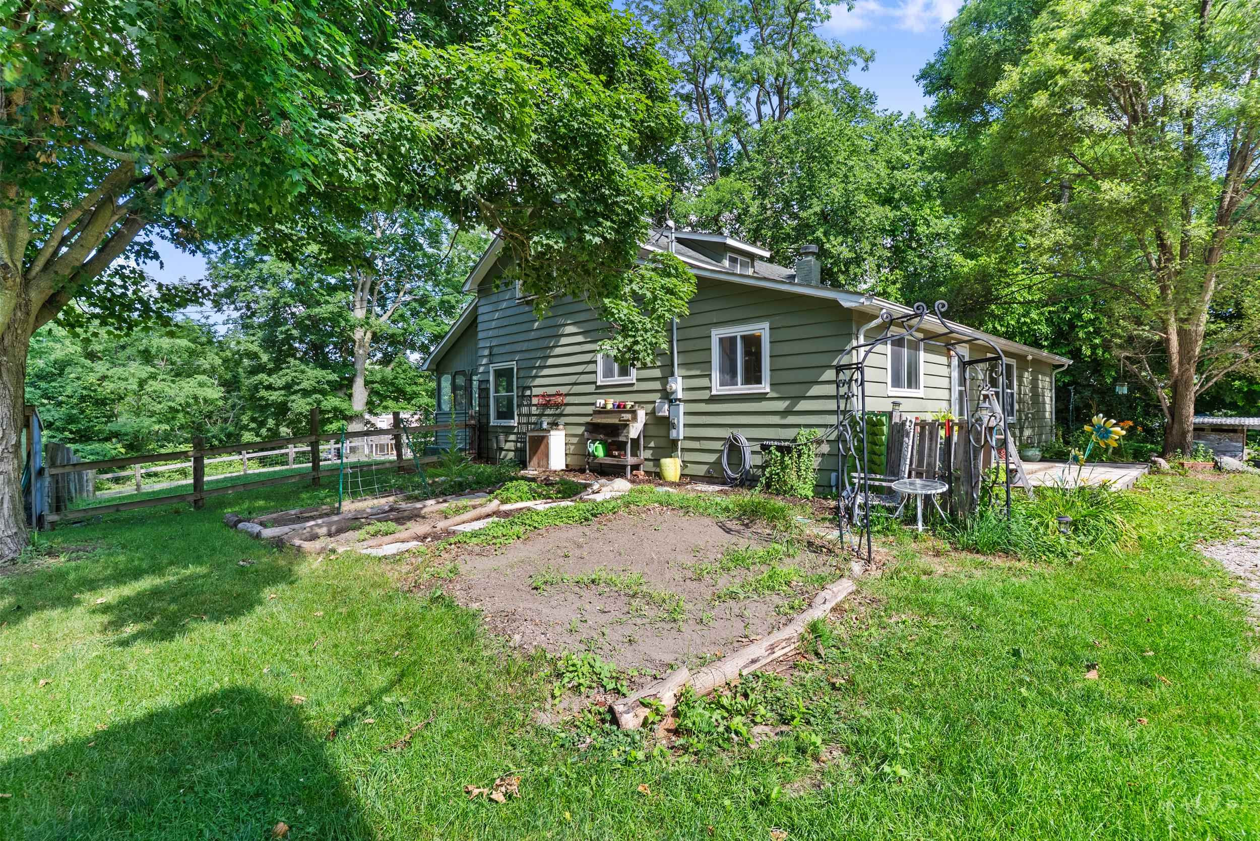 219 S Saginaw Street, Byron, MI 48418 — Photo 8
