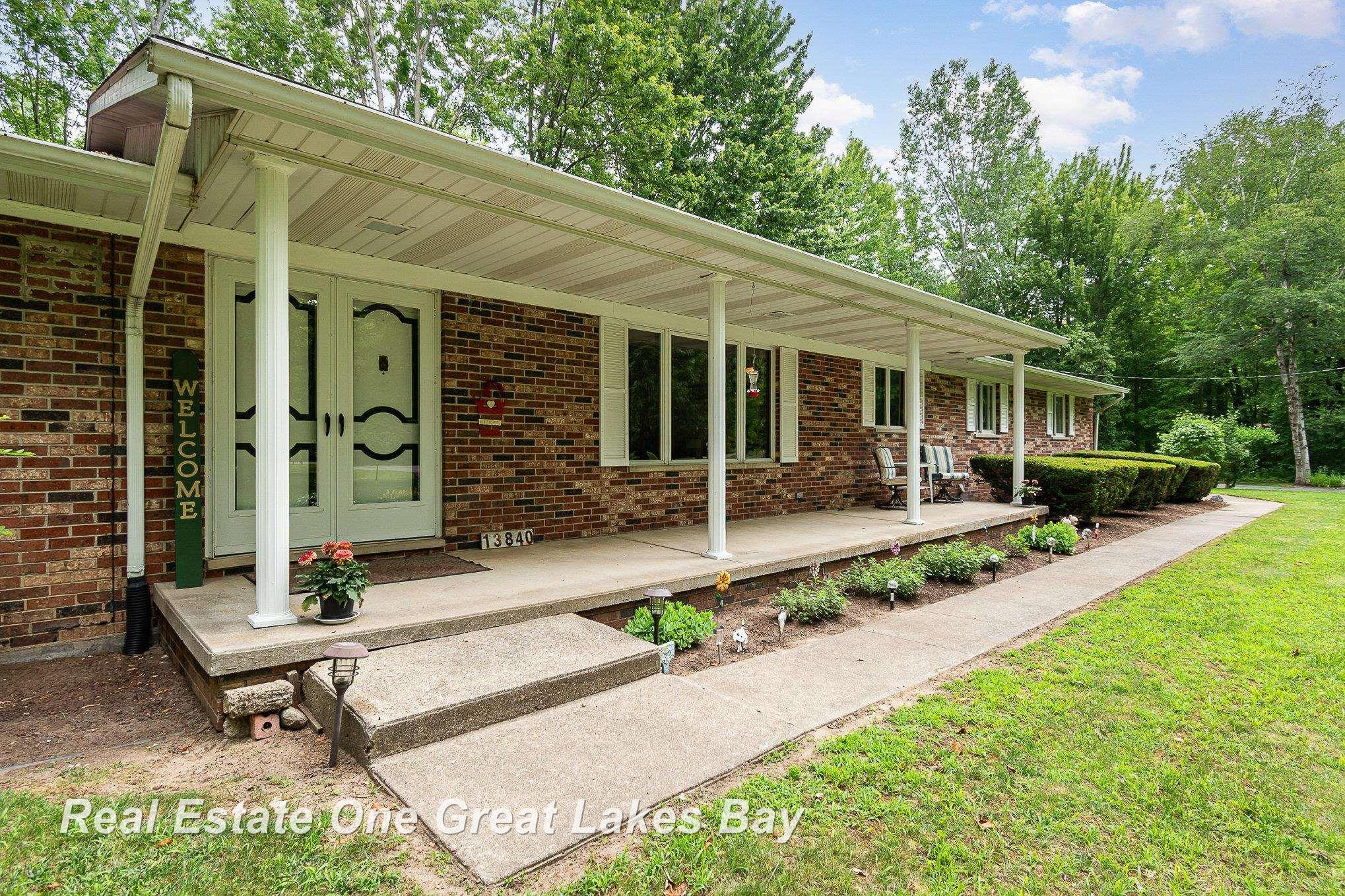 13840 Dice Road, Hemlock, MI 48626 — Photo 2