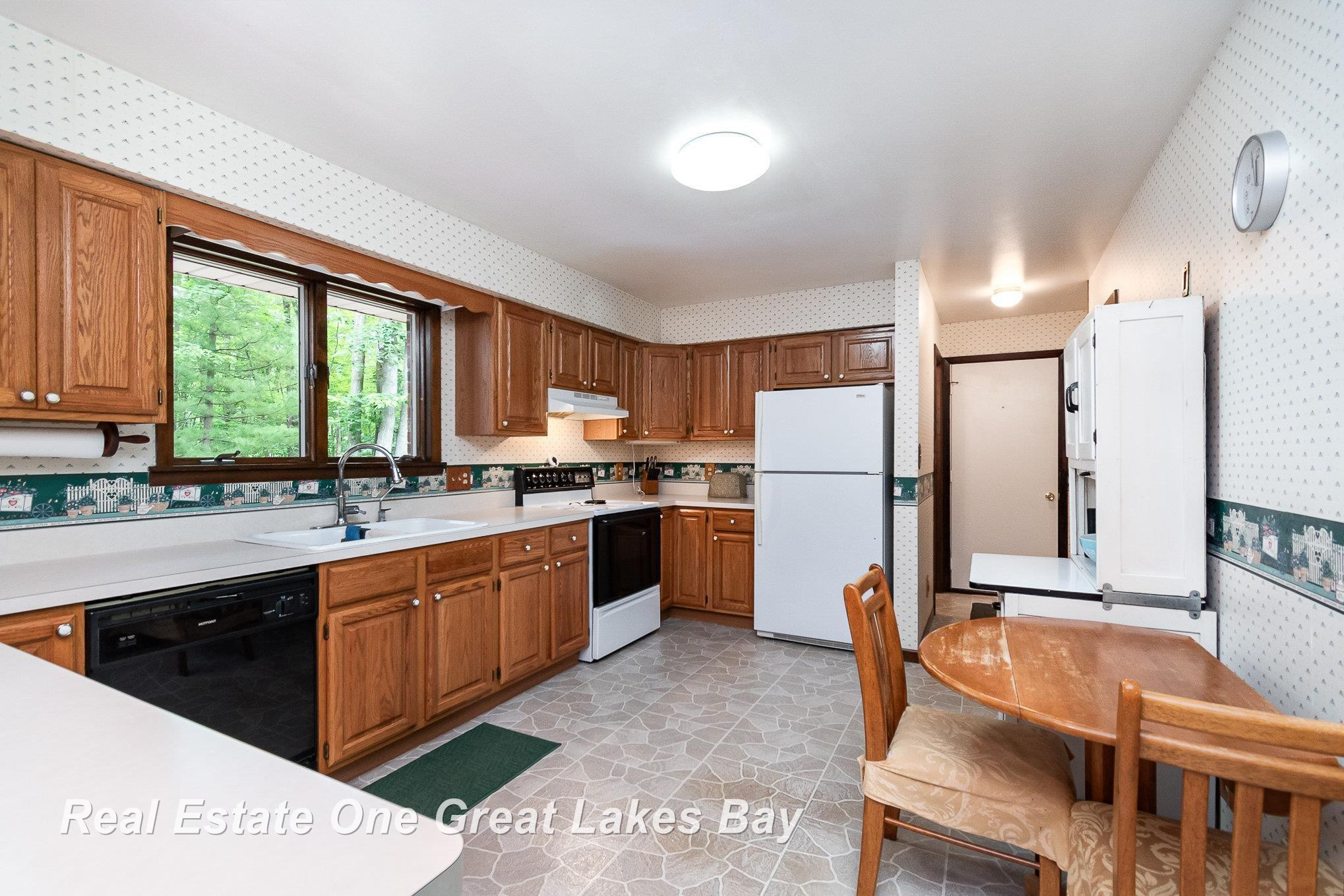 13840 Dice Road, Hemlock, MI 48626 — Photo 9