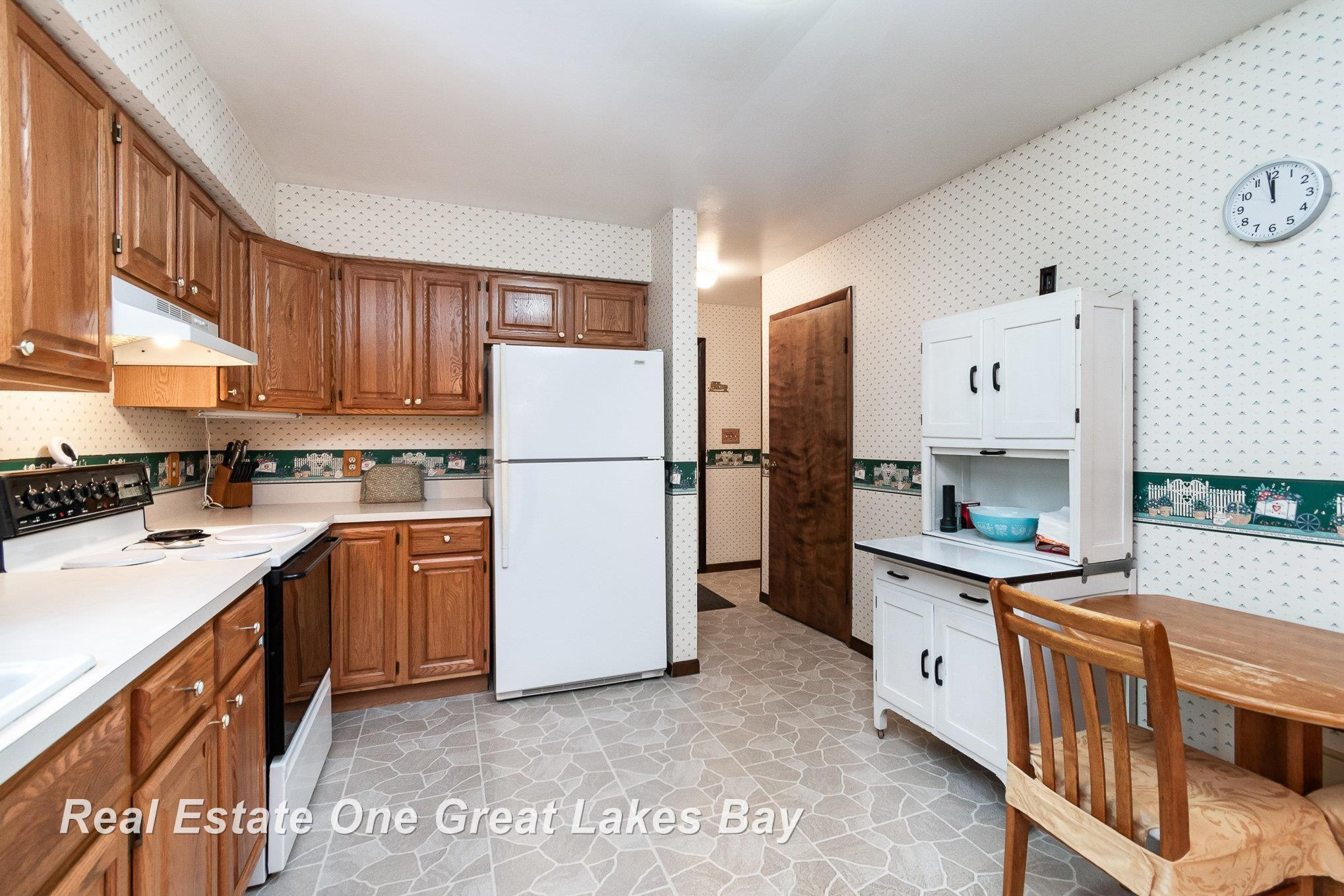 13840 Dice Road, Hemlock, MI 48626 — Photo 10