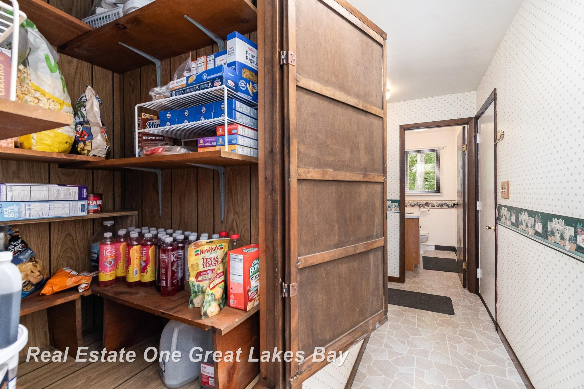 13840 Dice Road, Hemlock, MI 48626 — Photo 21