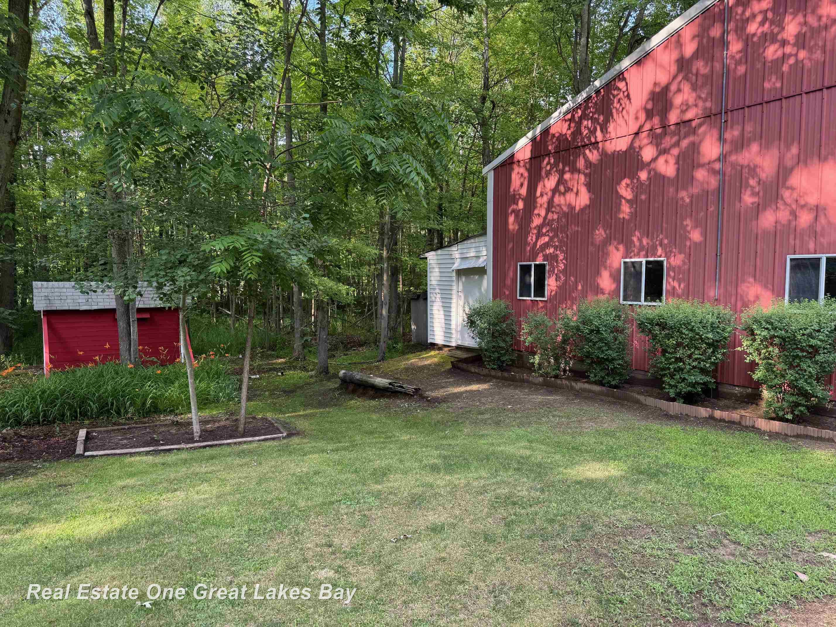 13840 Dice Road, Hemlock, MI 48626 — Photo 28
