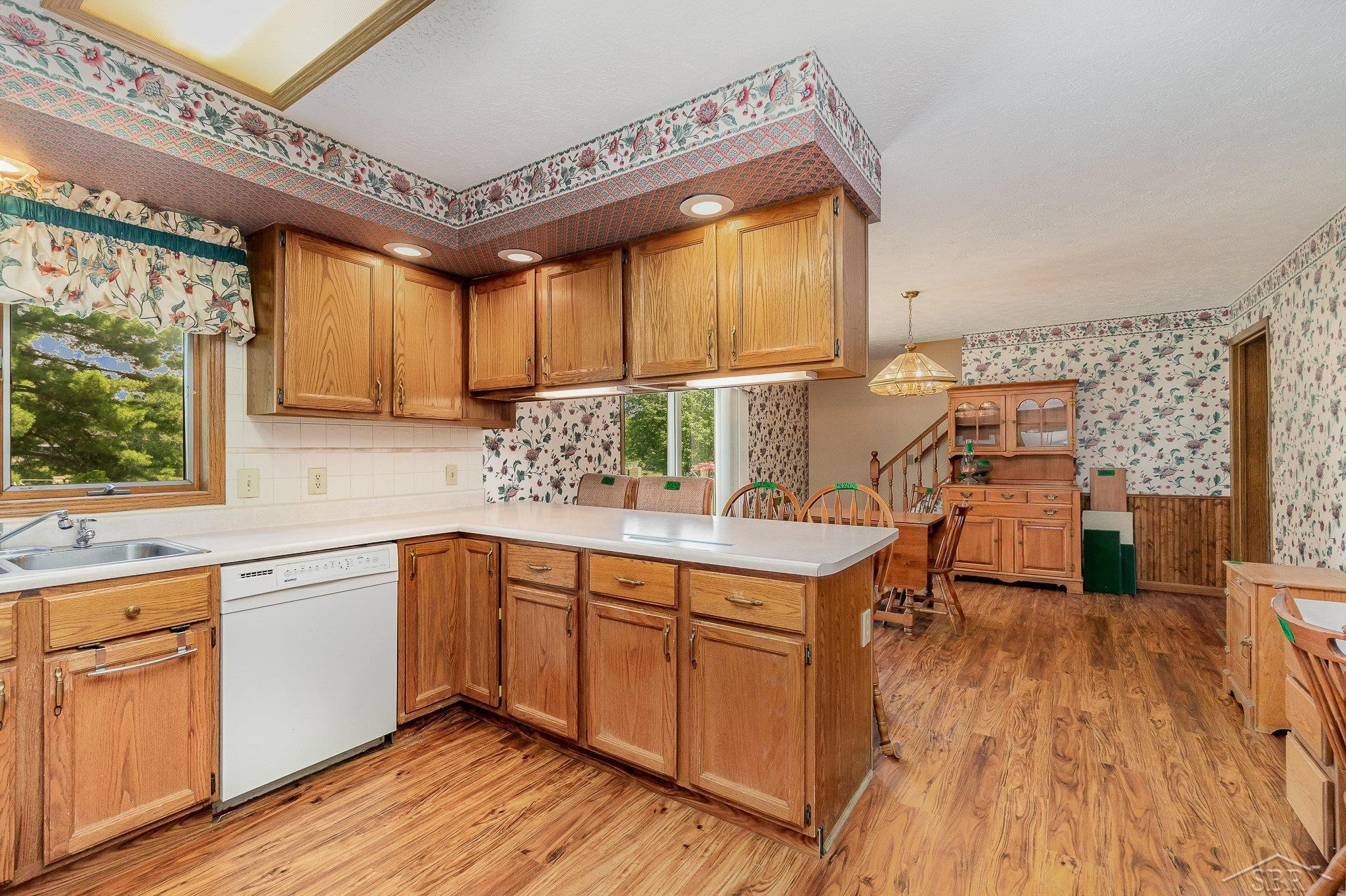 5772 Greensboro Way, Gladwin, MI 48624 — Photo 12