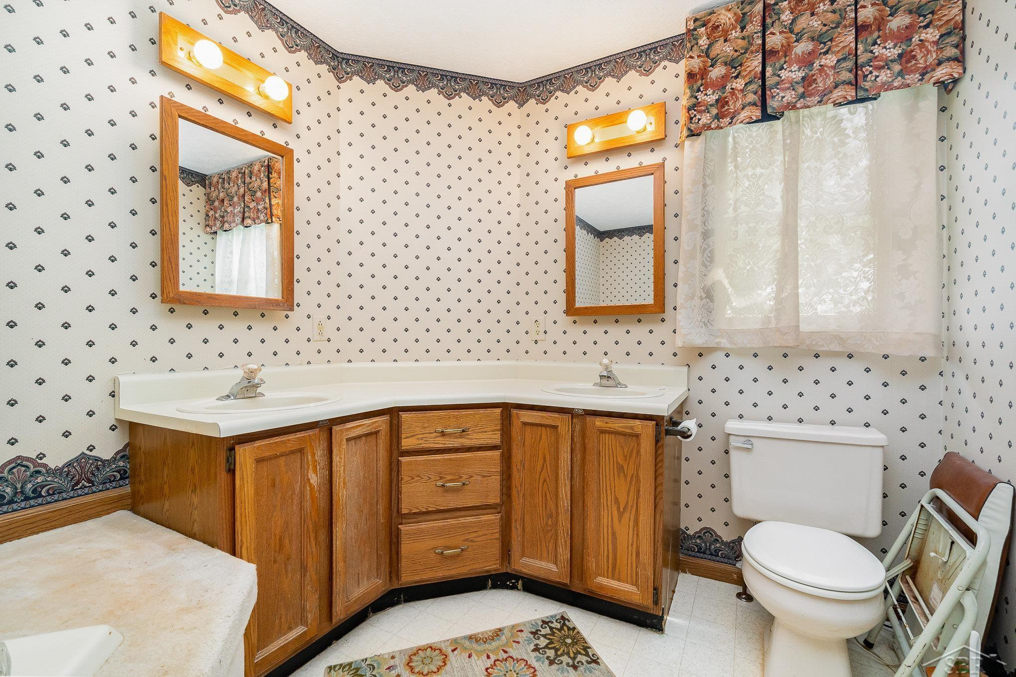 5772 Greensboro Way, Gladwin, MI 48624 — Photo 15