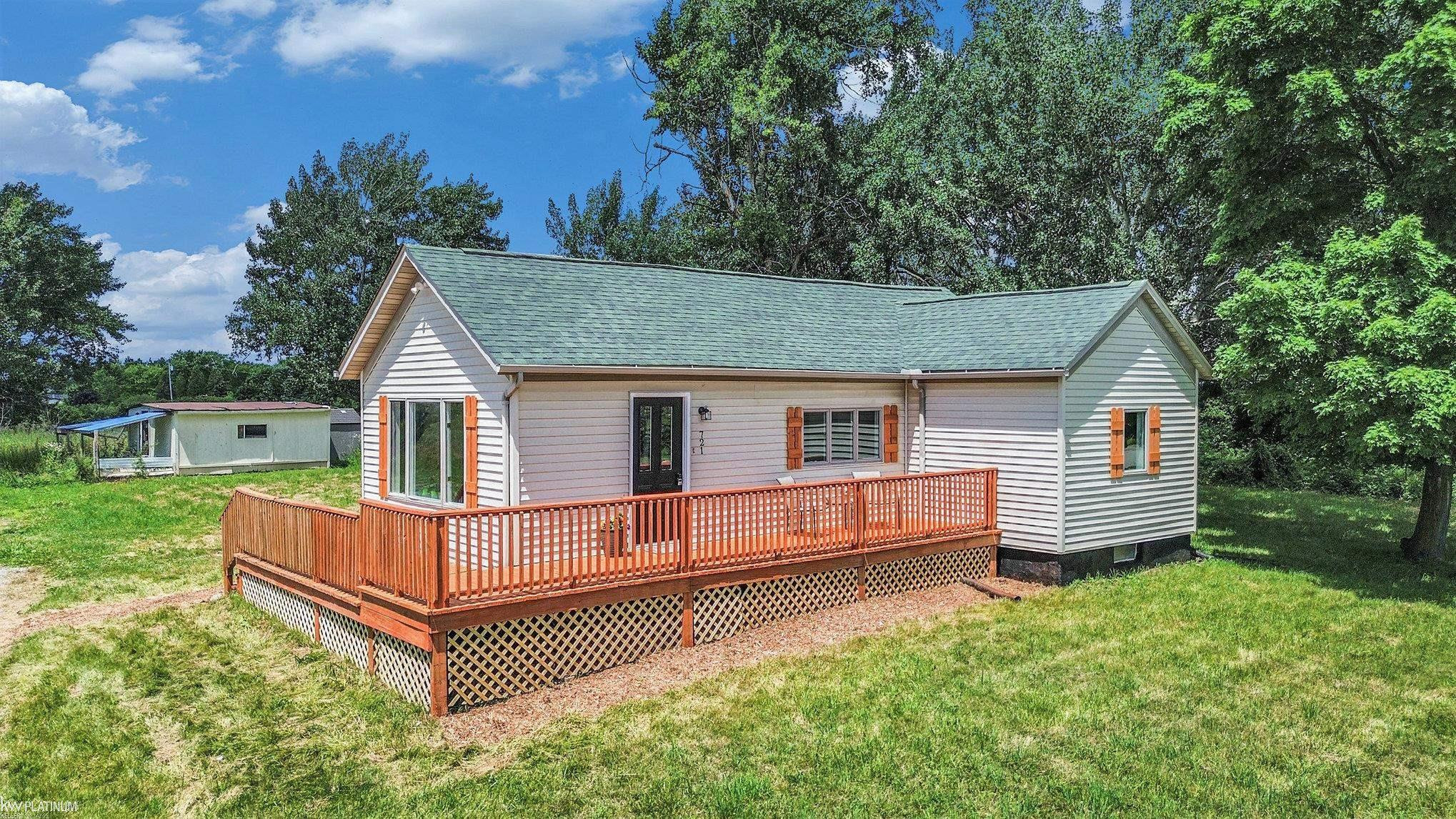 721 Memphis Ridge Road, MI — Photo 2