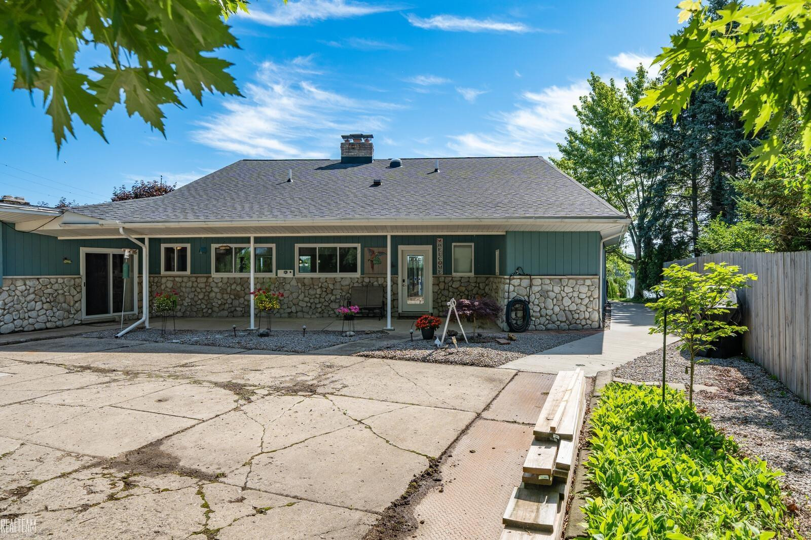 4045 River Road, MI — Photo 42