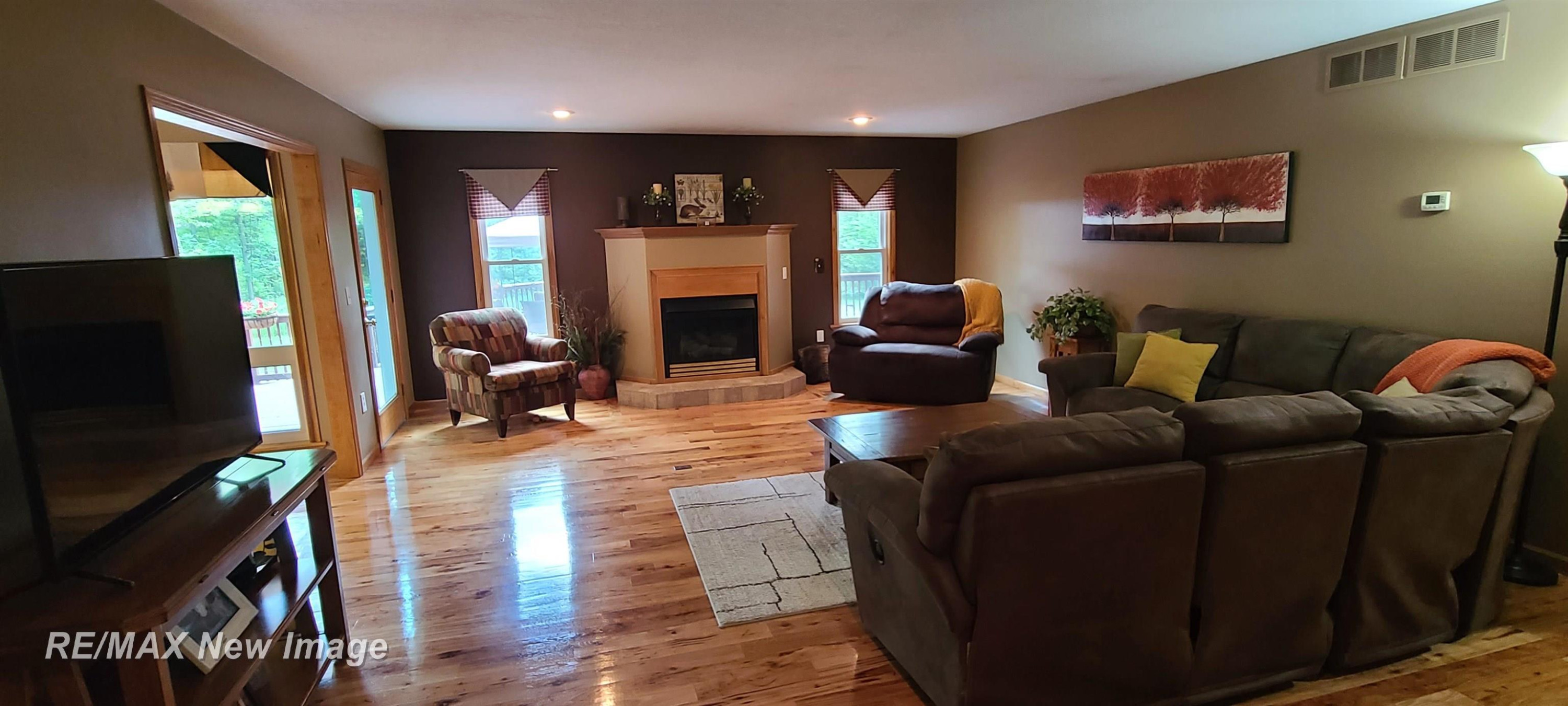 133 W Love Road, Sanford, MI 48657 — Photo 9