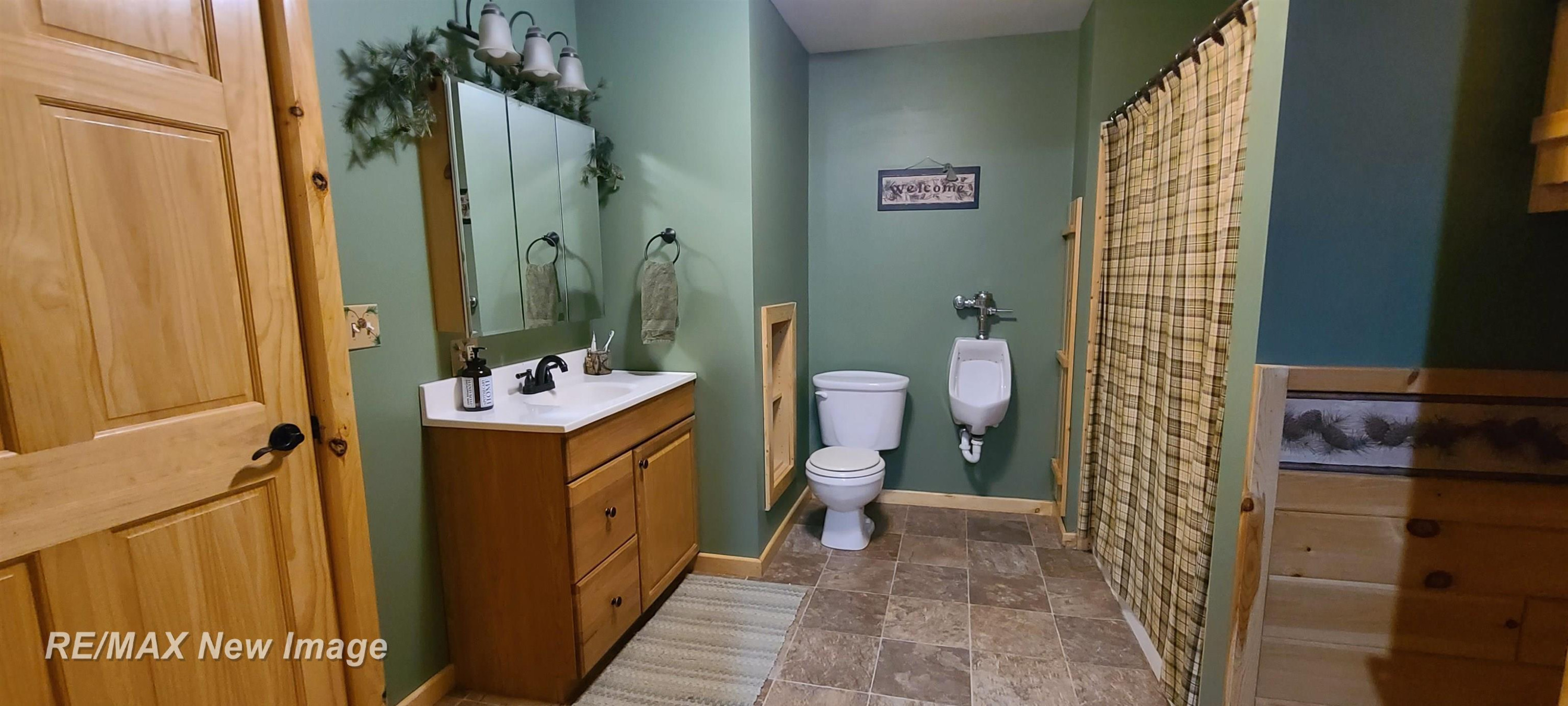 133 W Love Road, Sanford, MI 48657 — Photo 32