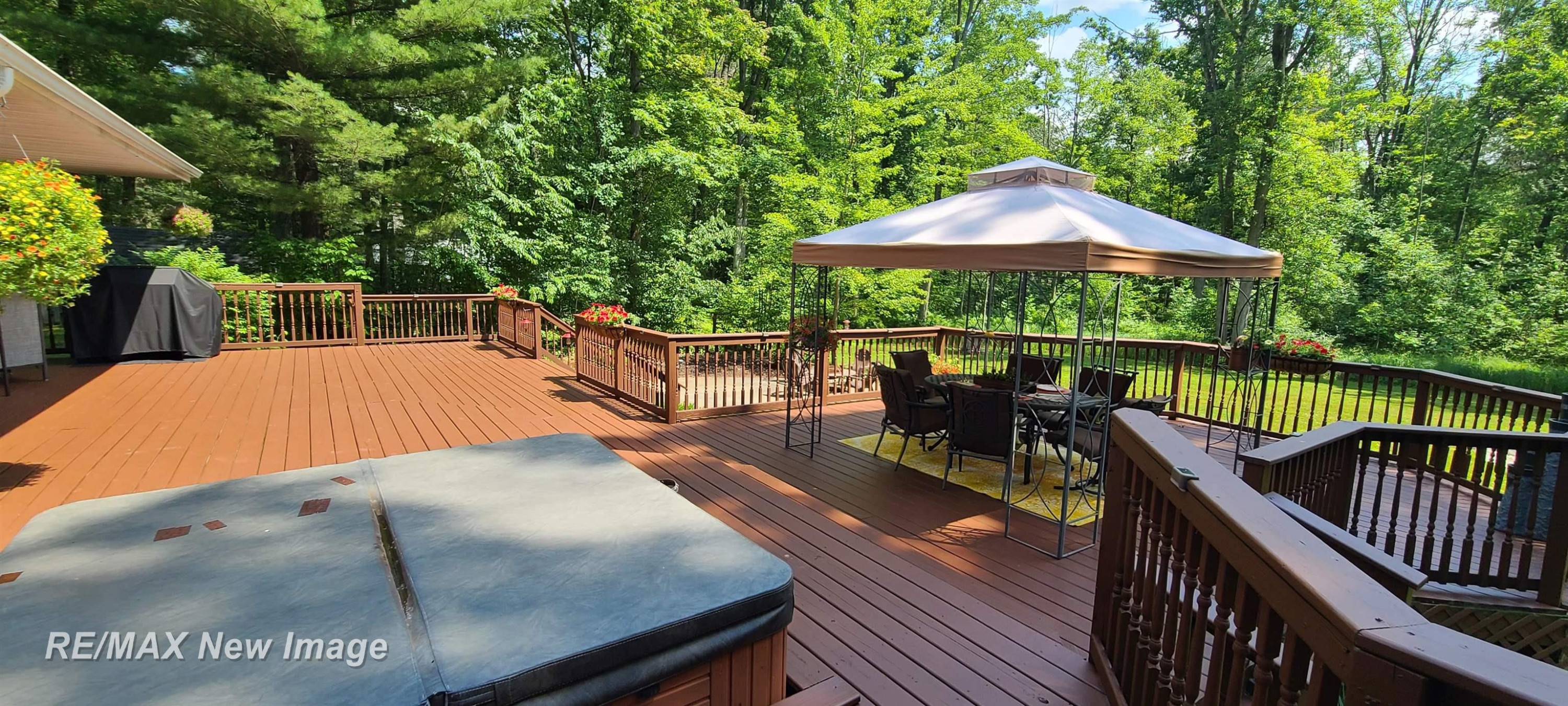 133 W Love Road, Sanford, MI 48657 — Photo 35