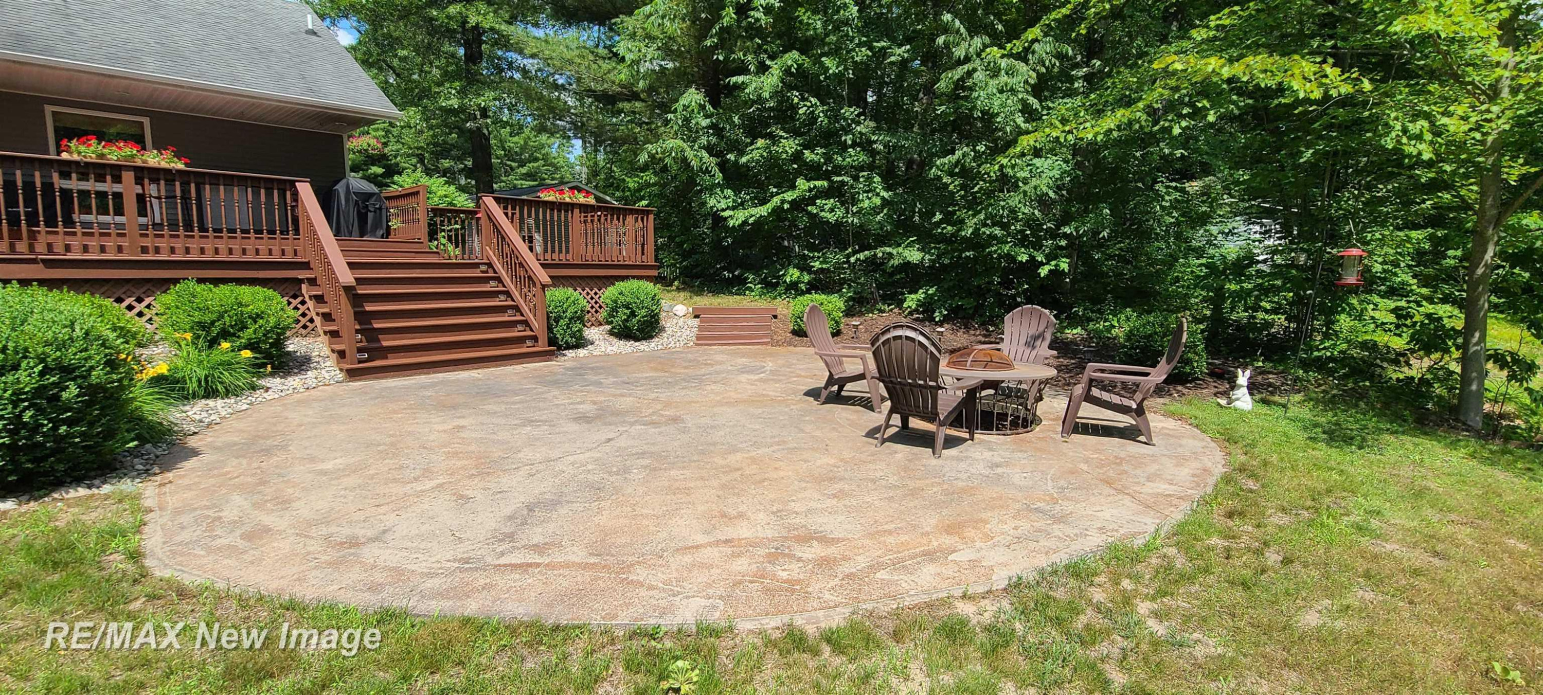 133 W Love Road, Sanford, MI 48657 — Photo 41