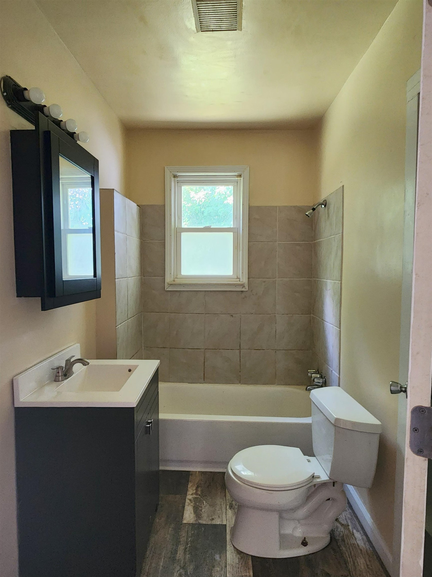 3015 Fairview Street, Saginaw, MI 48601 — Photo 14