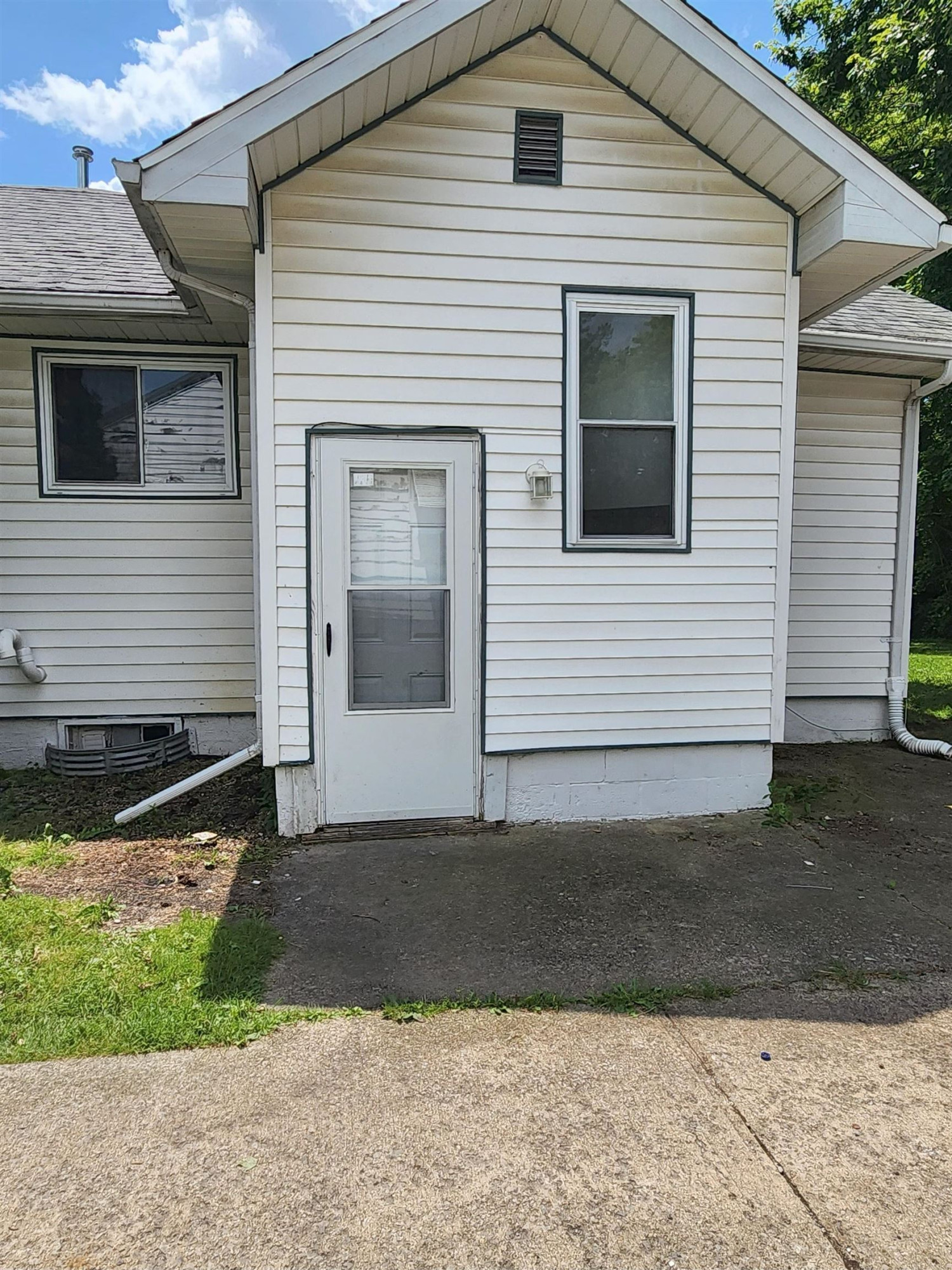 3015 Fairview Street, Saginaw, MI 48601 — Photo 28