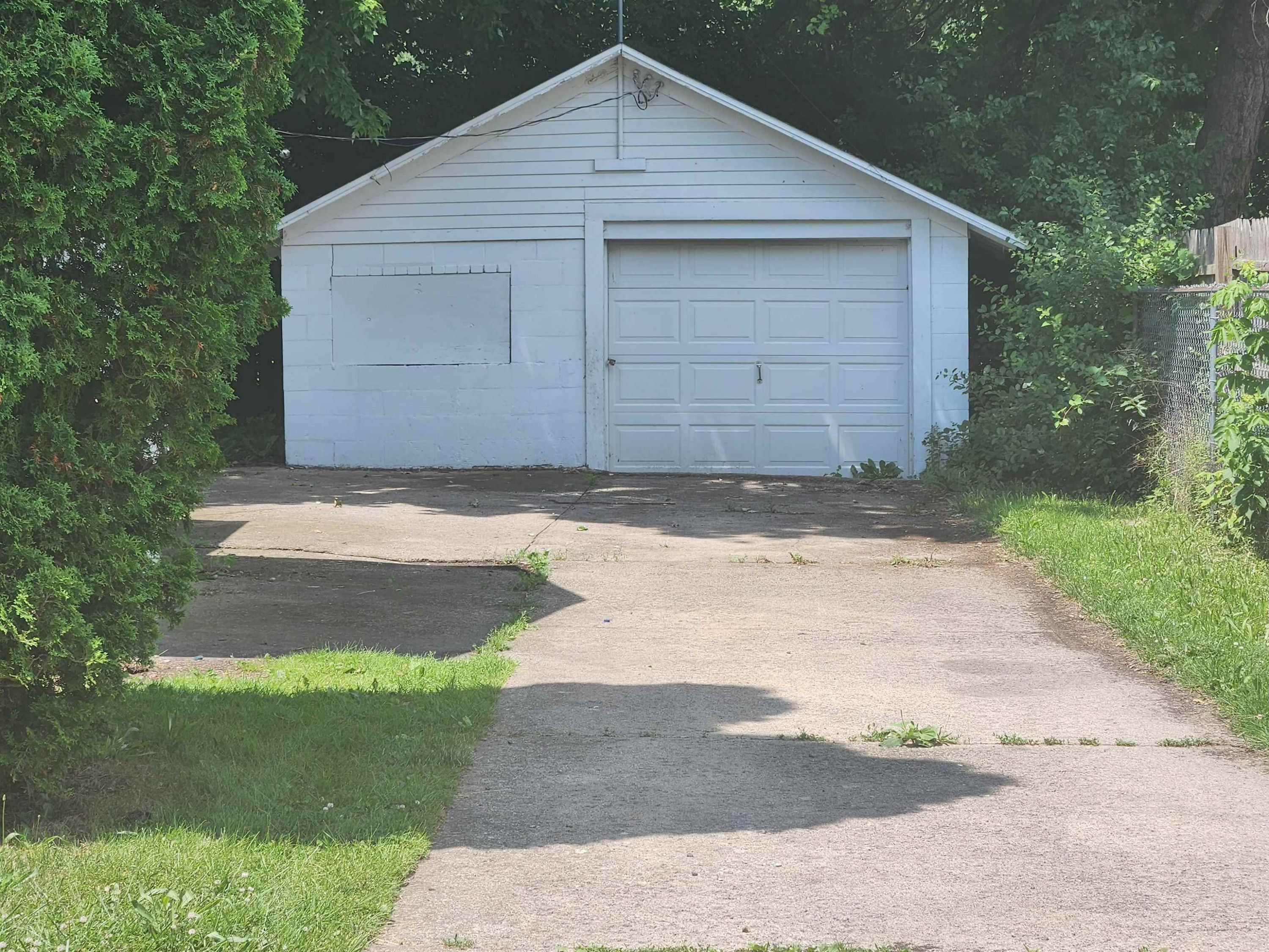 3015 Fairview Street, Saginaw, MI 48601 — Photo 30