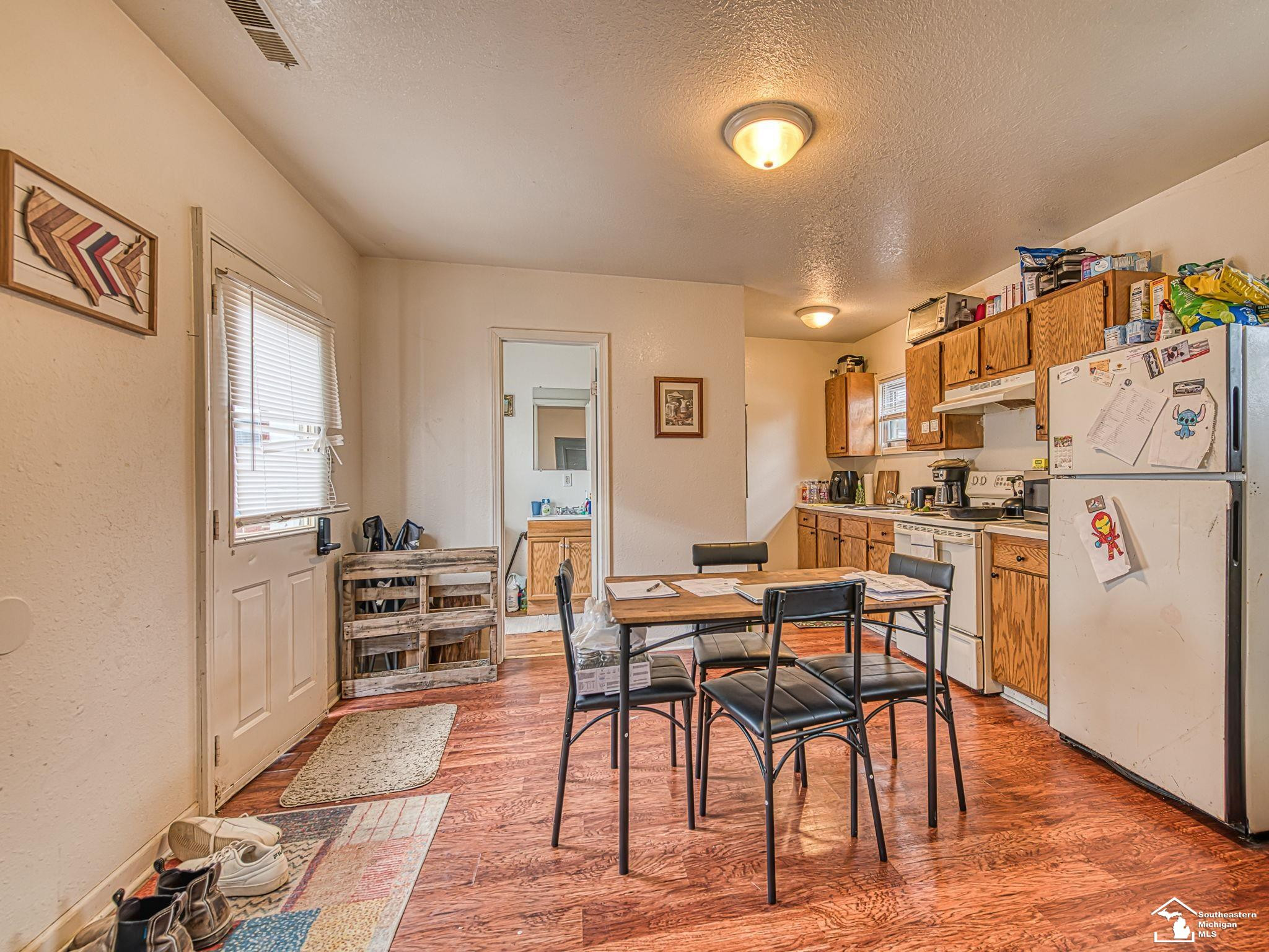 926 E Front Street, Monroe, MI 48161 — Photo 21