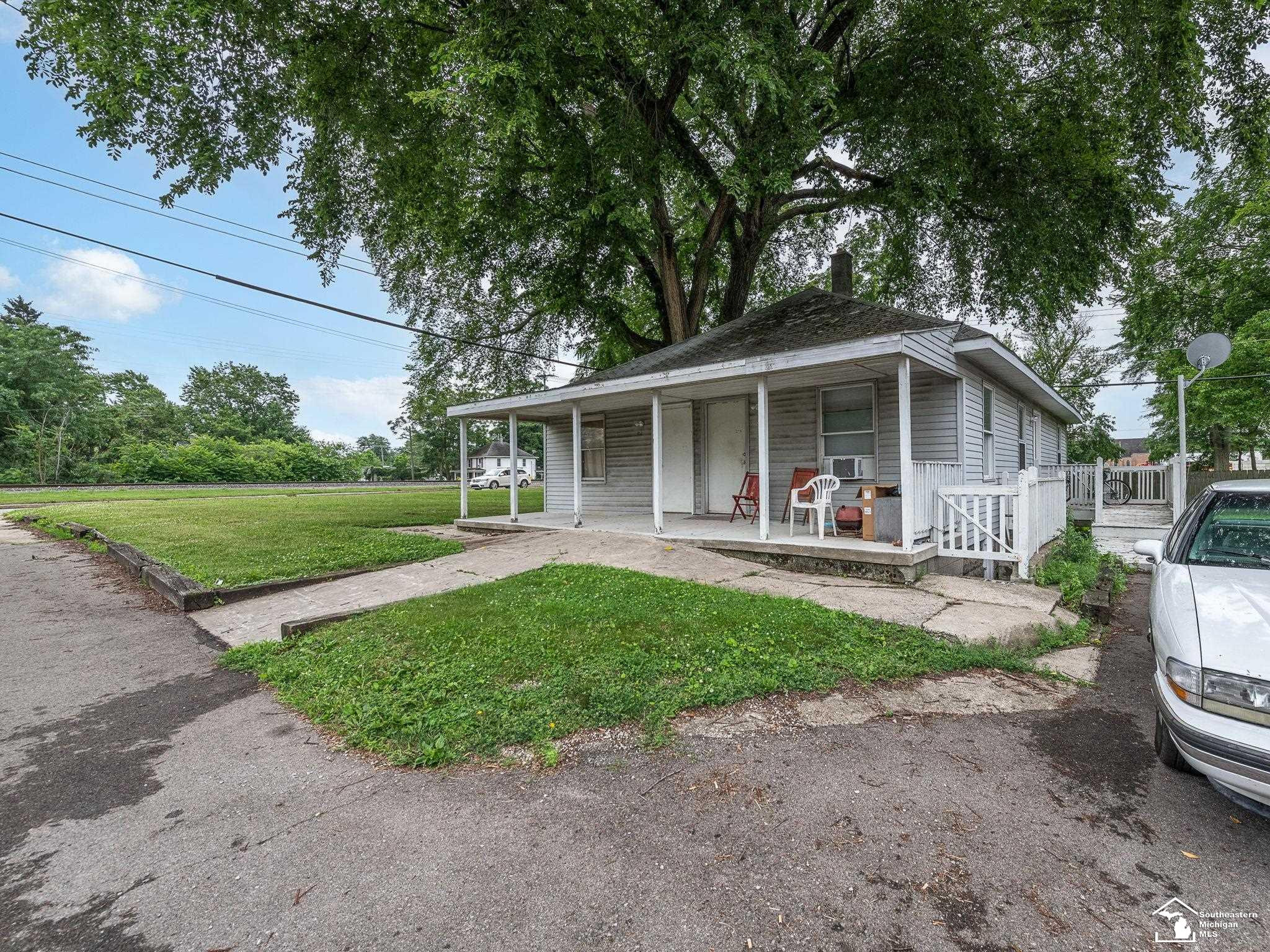 926 E Front Street, Monroe, MI 48161 — Photo 31