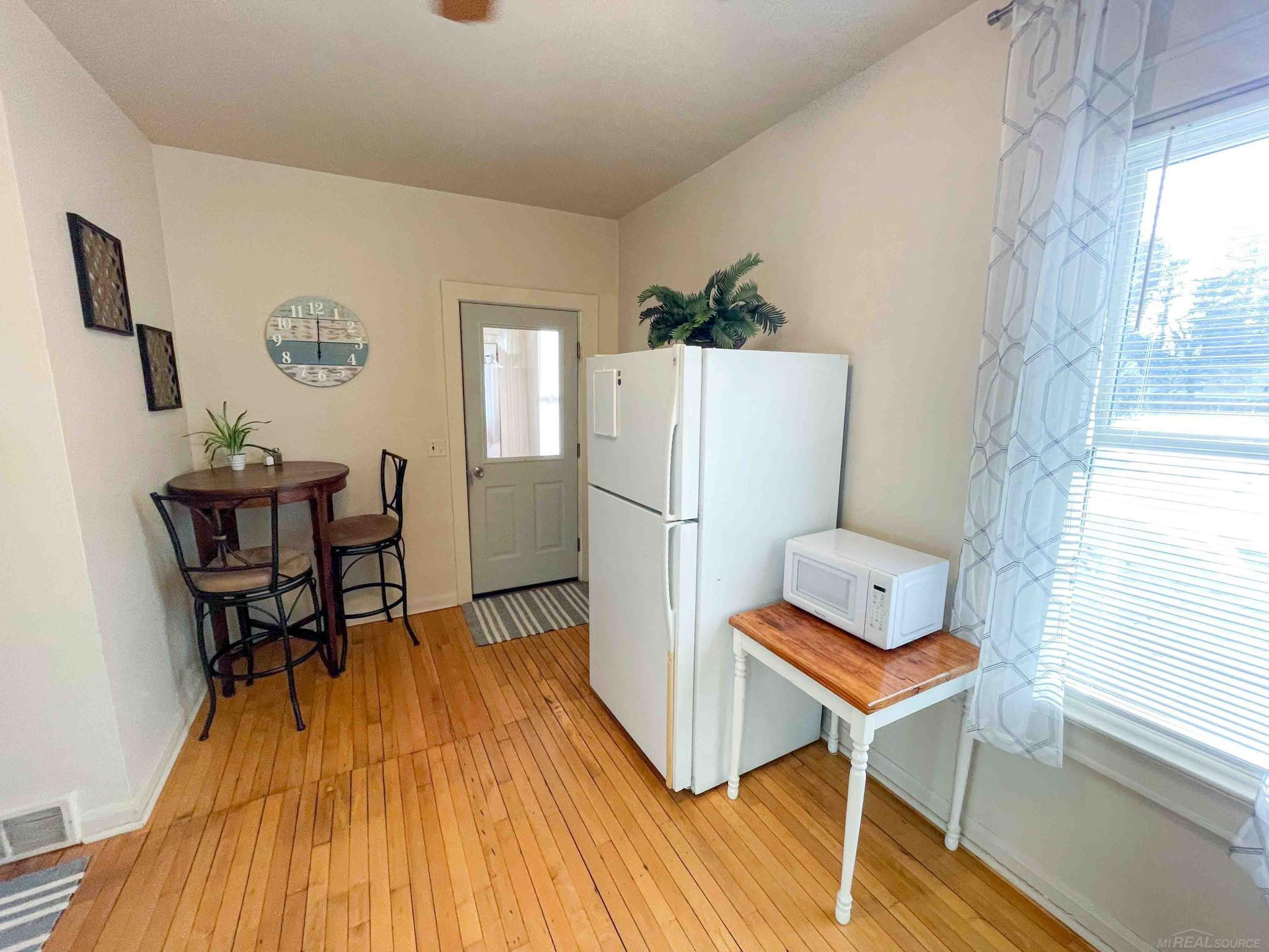 225 E Ridge Street, Ironwood, MI 49938 — Photo 9