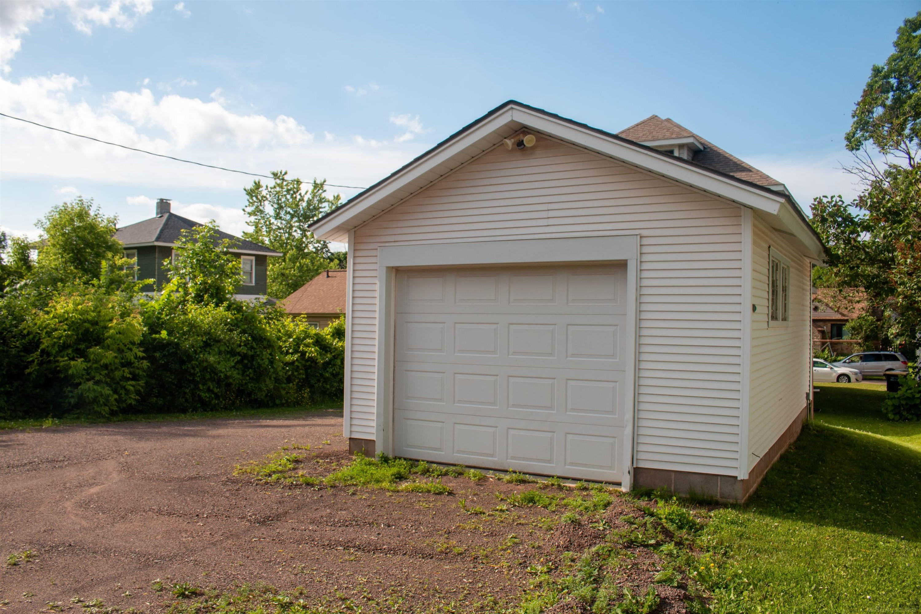 225 E Ridge Street, Ironwood, MI 49938 — Photo 37