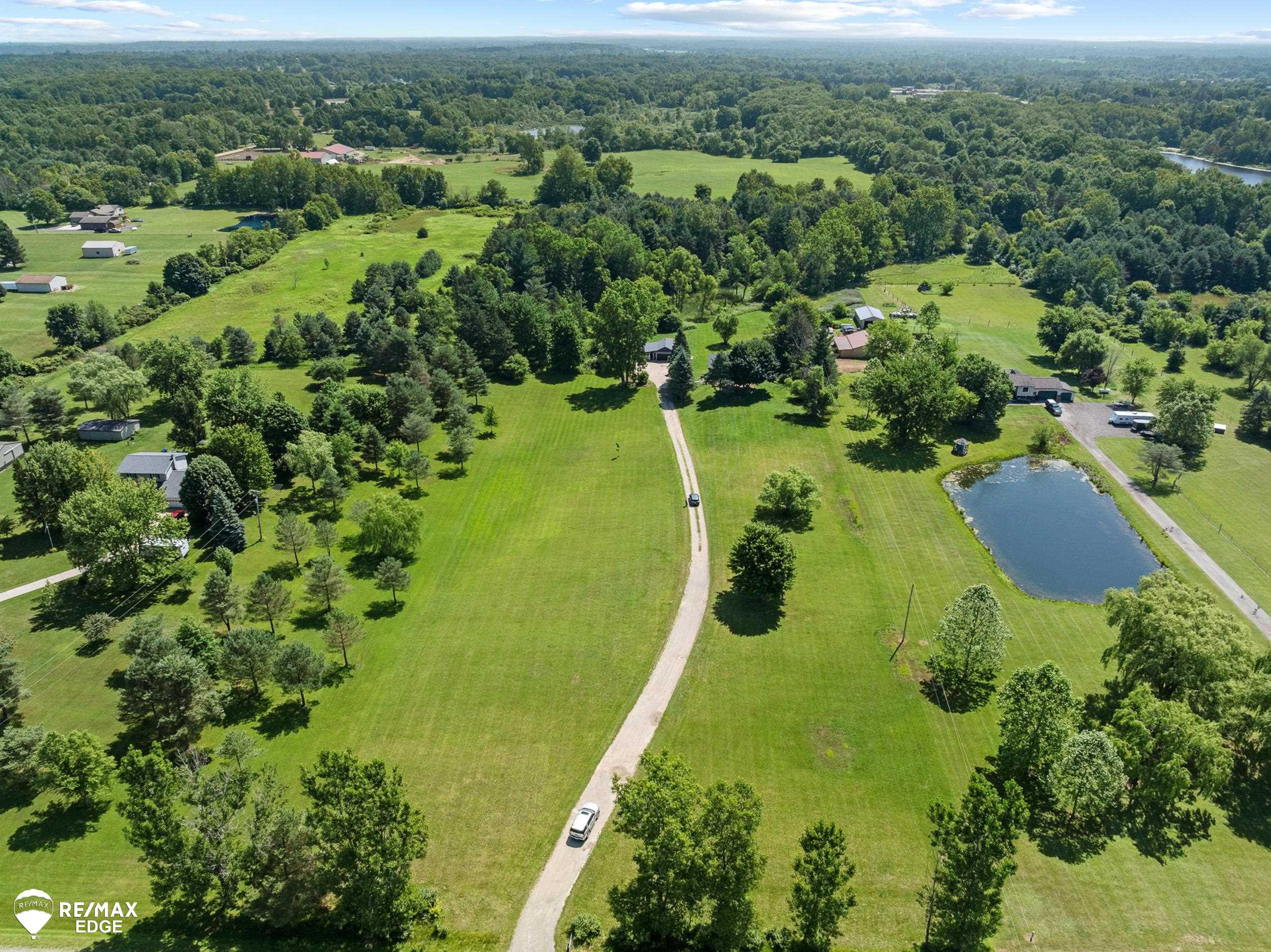 11148 Henderson Road, Otisville, MI 48463 — Photo 3