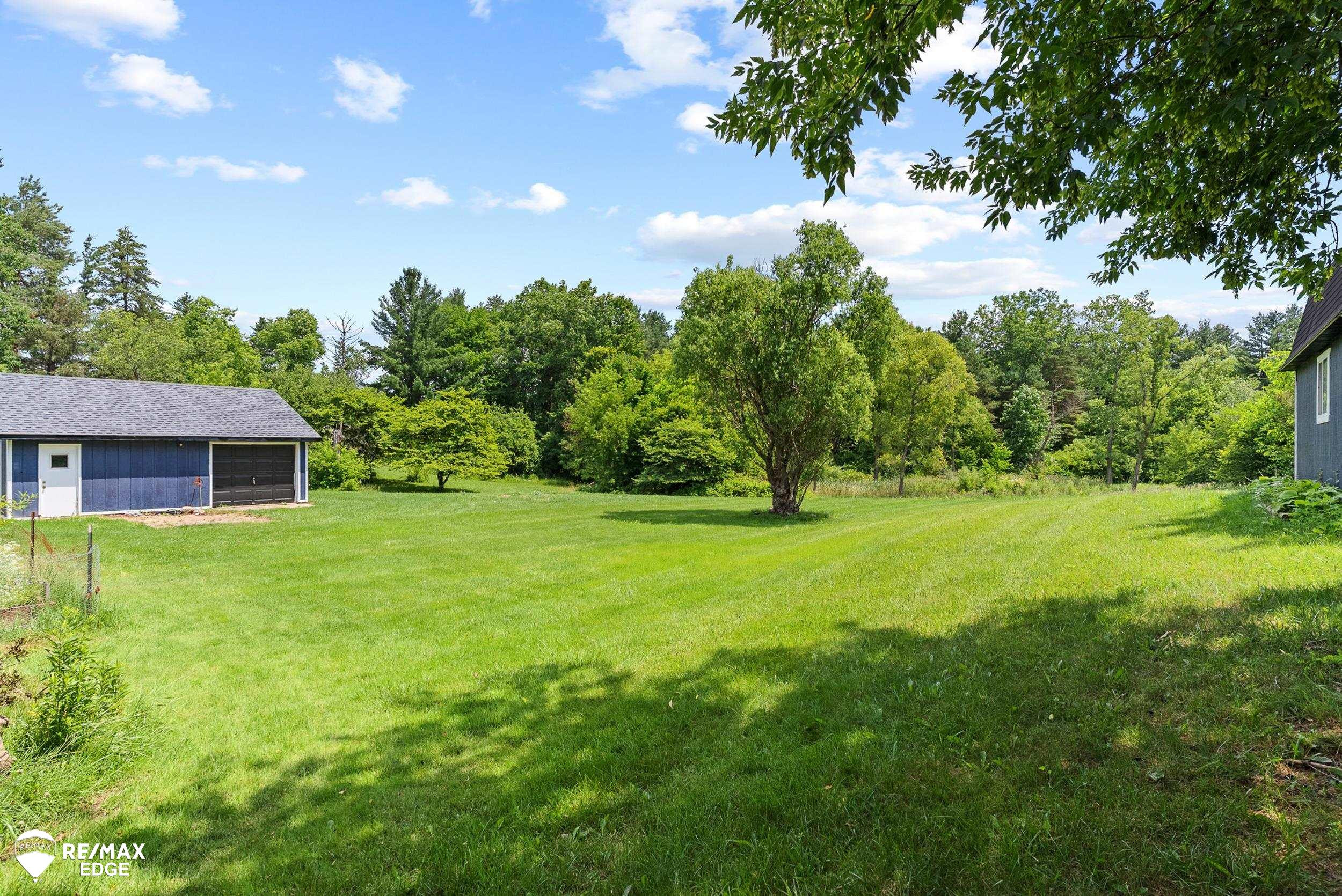 11148 Henderson Road, Otisville, MI 48463 — Photo 47