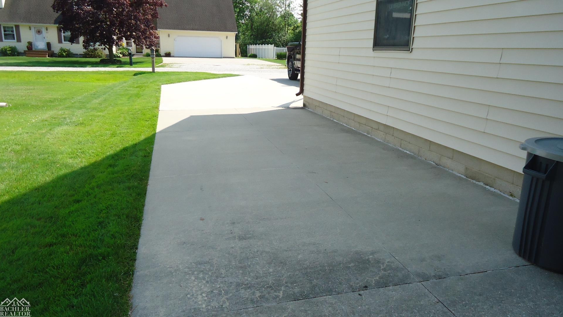 618 Mattison Street, MI — Photo 17