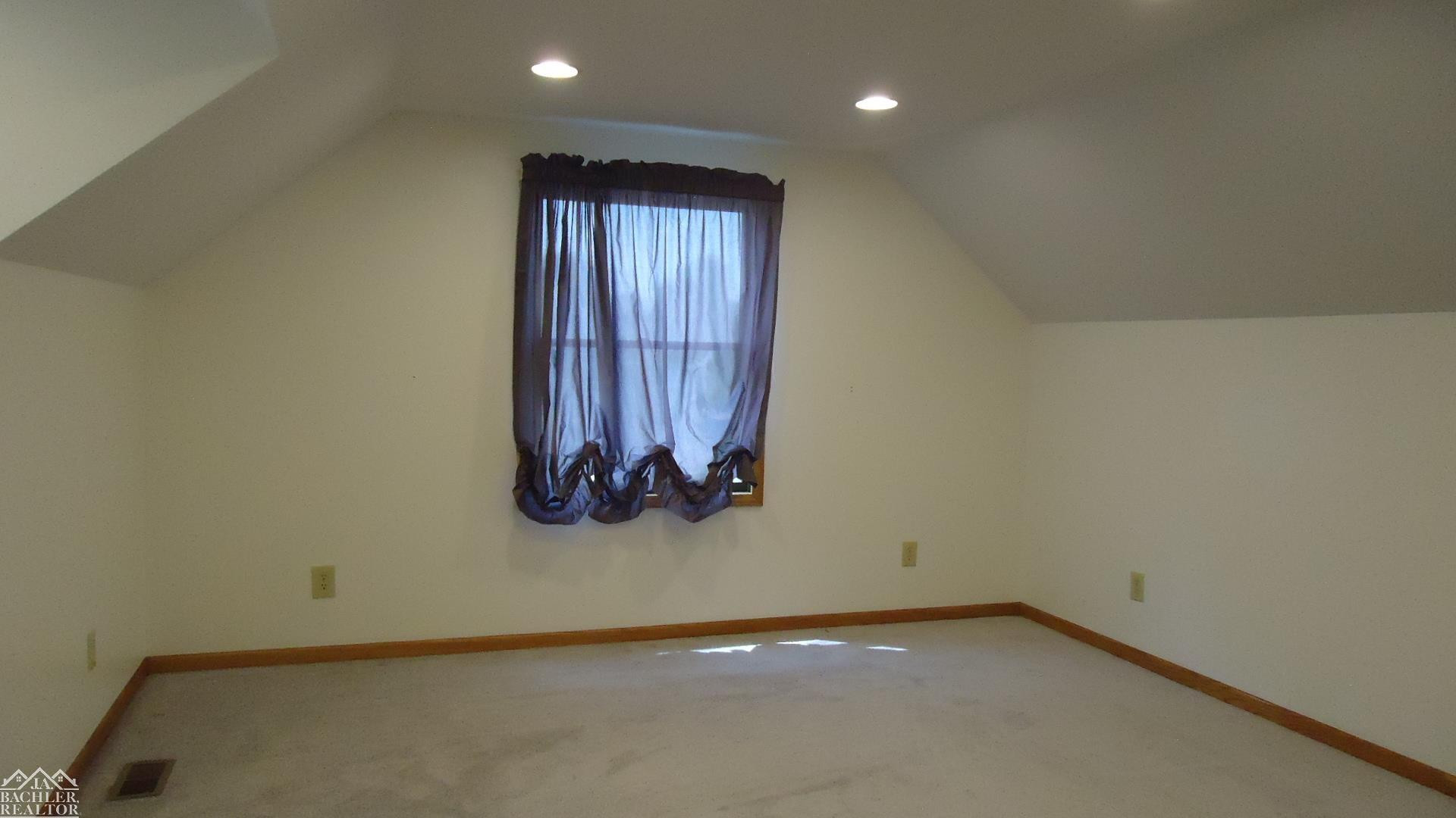 618 Mattison Street, MI — Photo 41