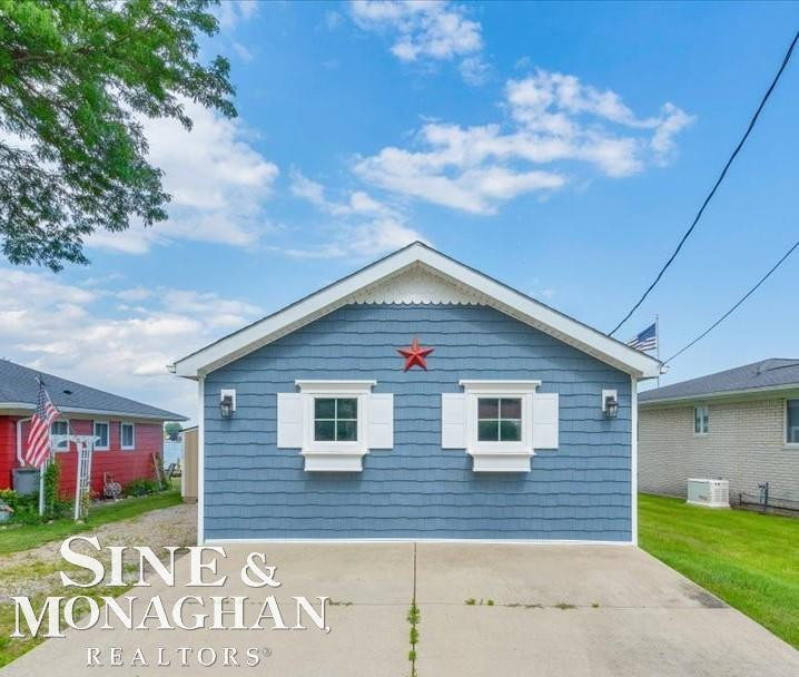 8669 River Road, MI — Photo 5
