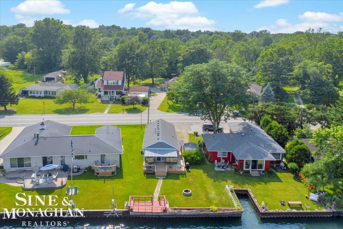 8669 River Road, MI — Photo 39