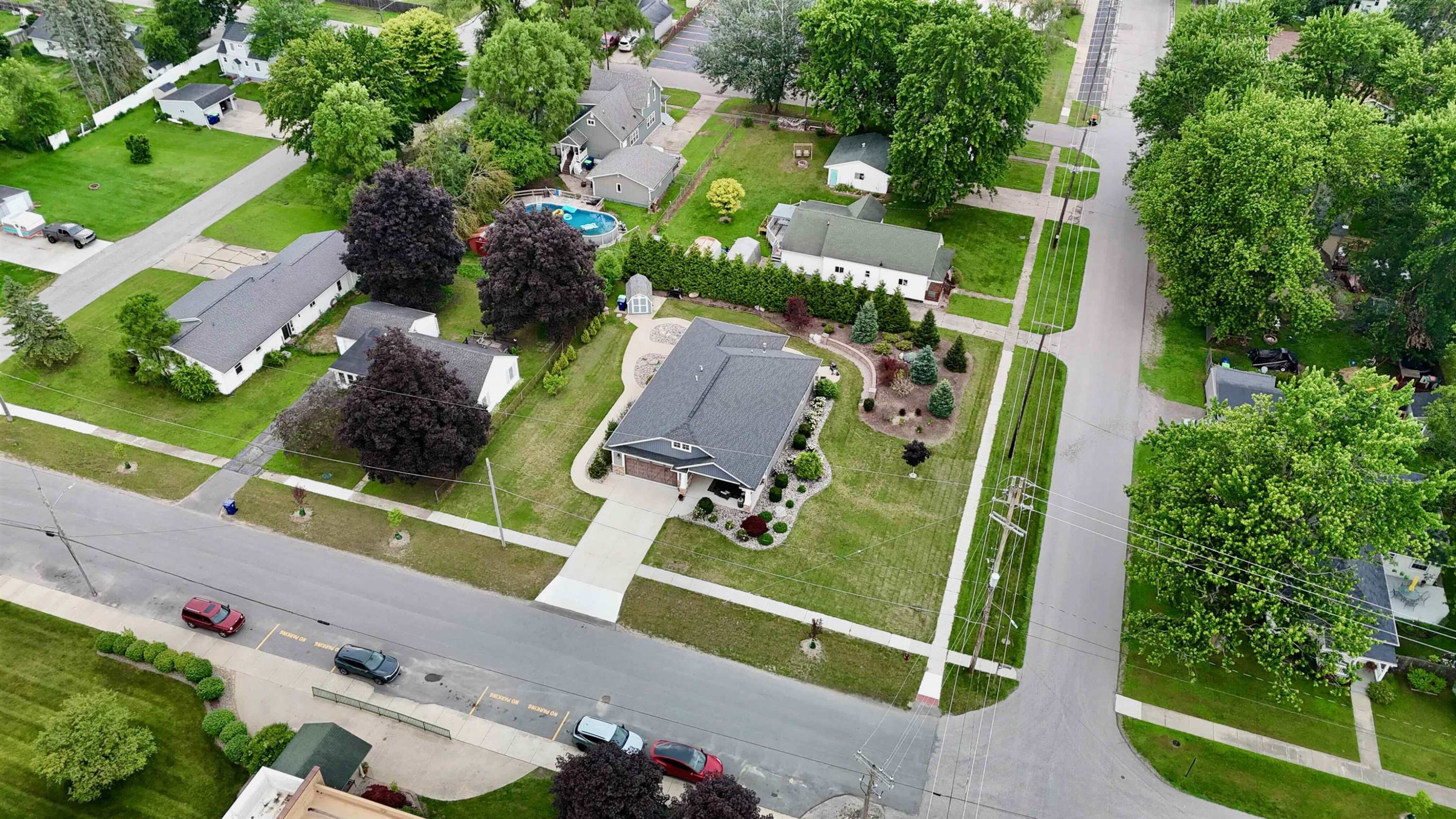 308 W Hosmer Street, Saint Charles, MI 48655 — Photo 5