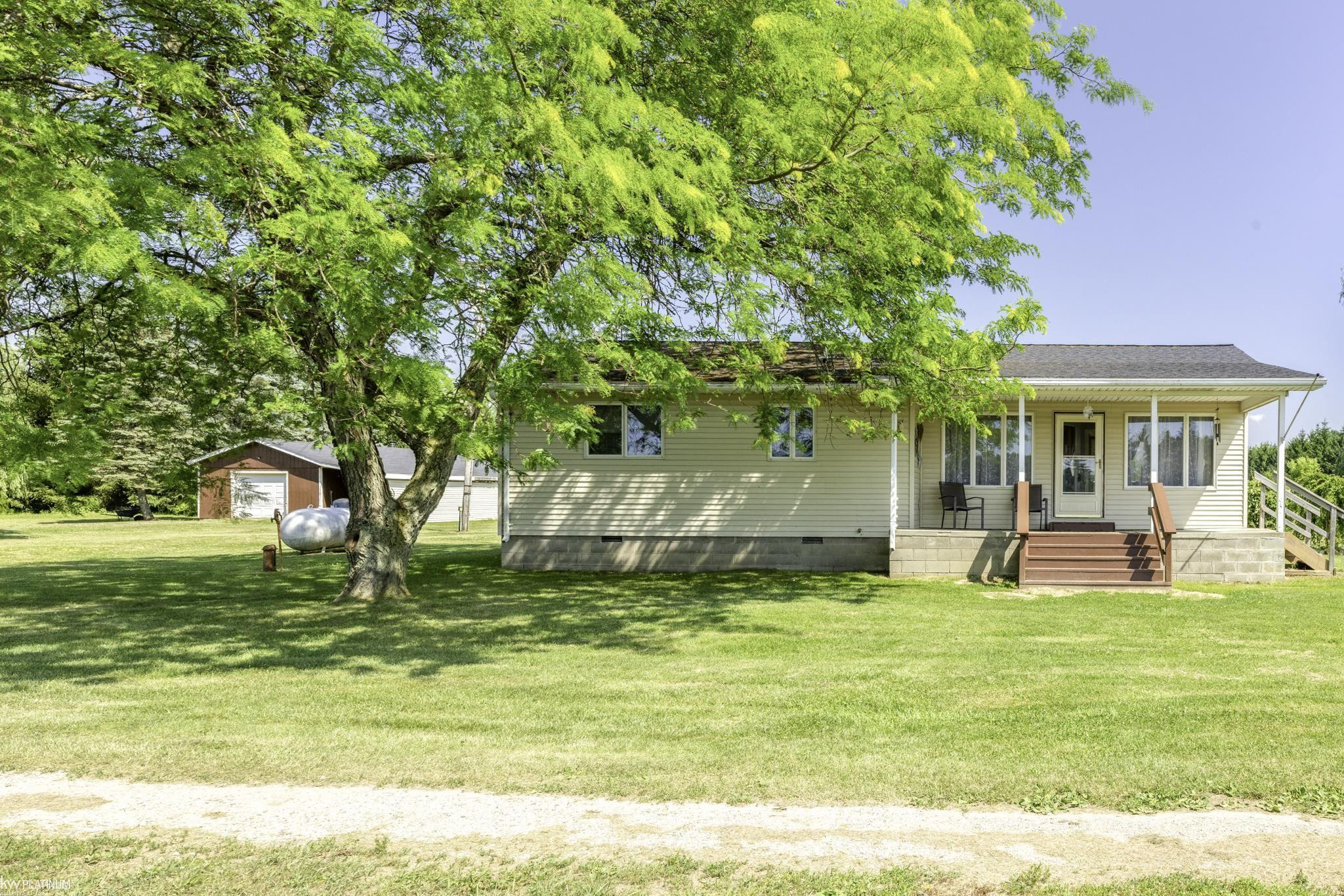 2801 Galbraith Road, Yale, MI 48097 — Photo 2