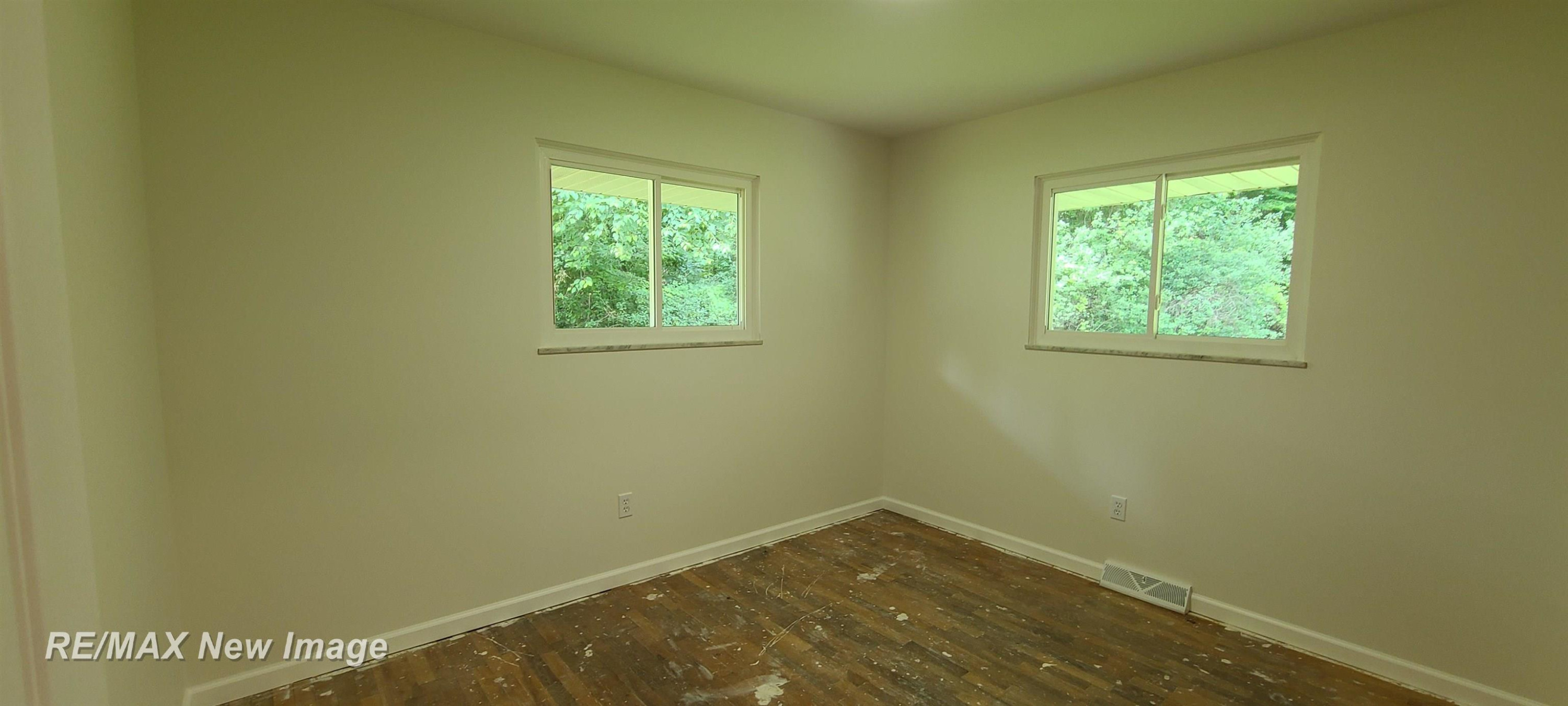 4404 Eastport Drive, Bridgeport, MI 48722 — Photo 14