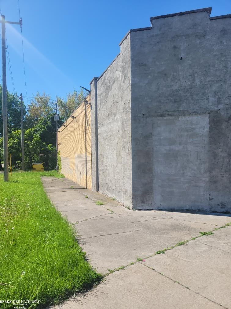16334 Harper Avenue, Detroit, MI 48224 — Photo 2