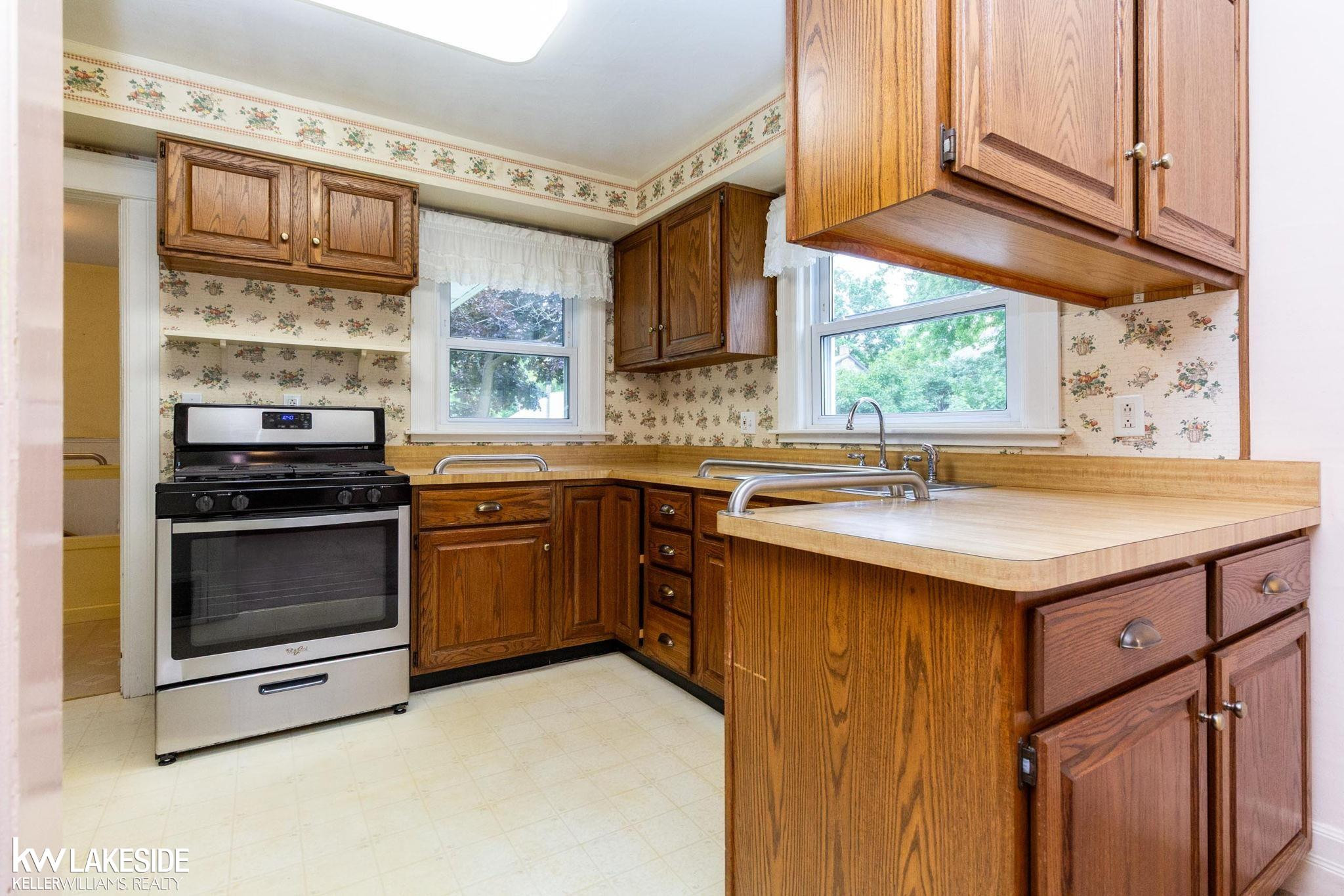 231 N Rawles Street, MI 48065 — Photo 10