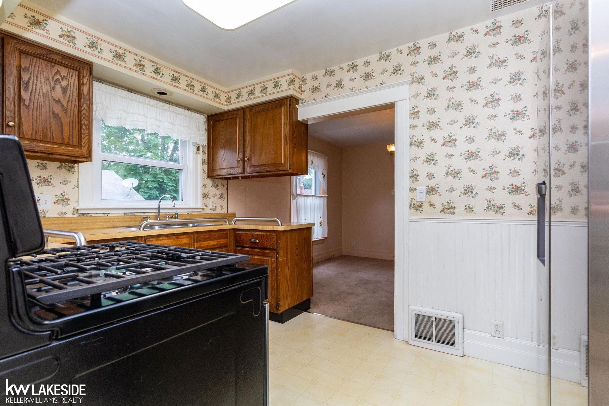 231 N Rawles Street, MI 48065 — Photo 14