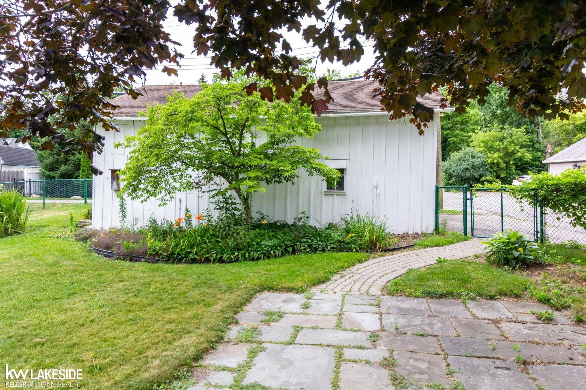 231 N Rawles Street, MI 48065 — Photo 29