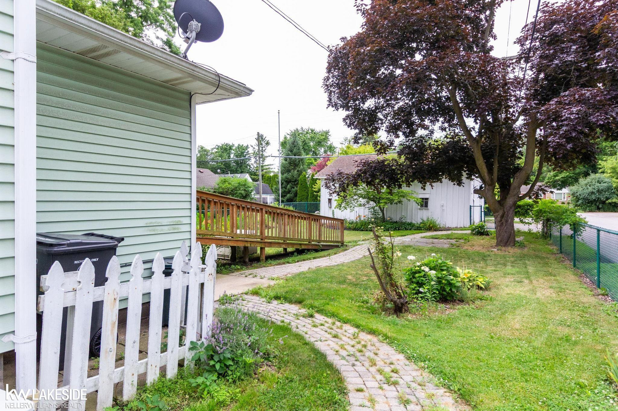 231 N Rawles Street, MI 48065 — Photo 32