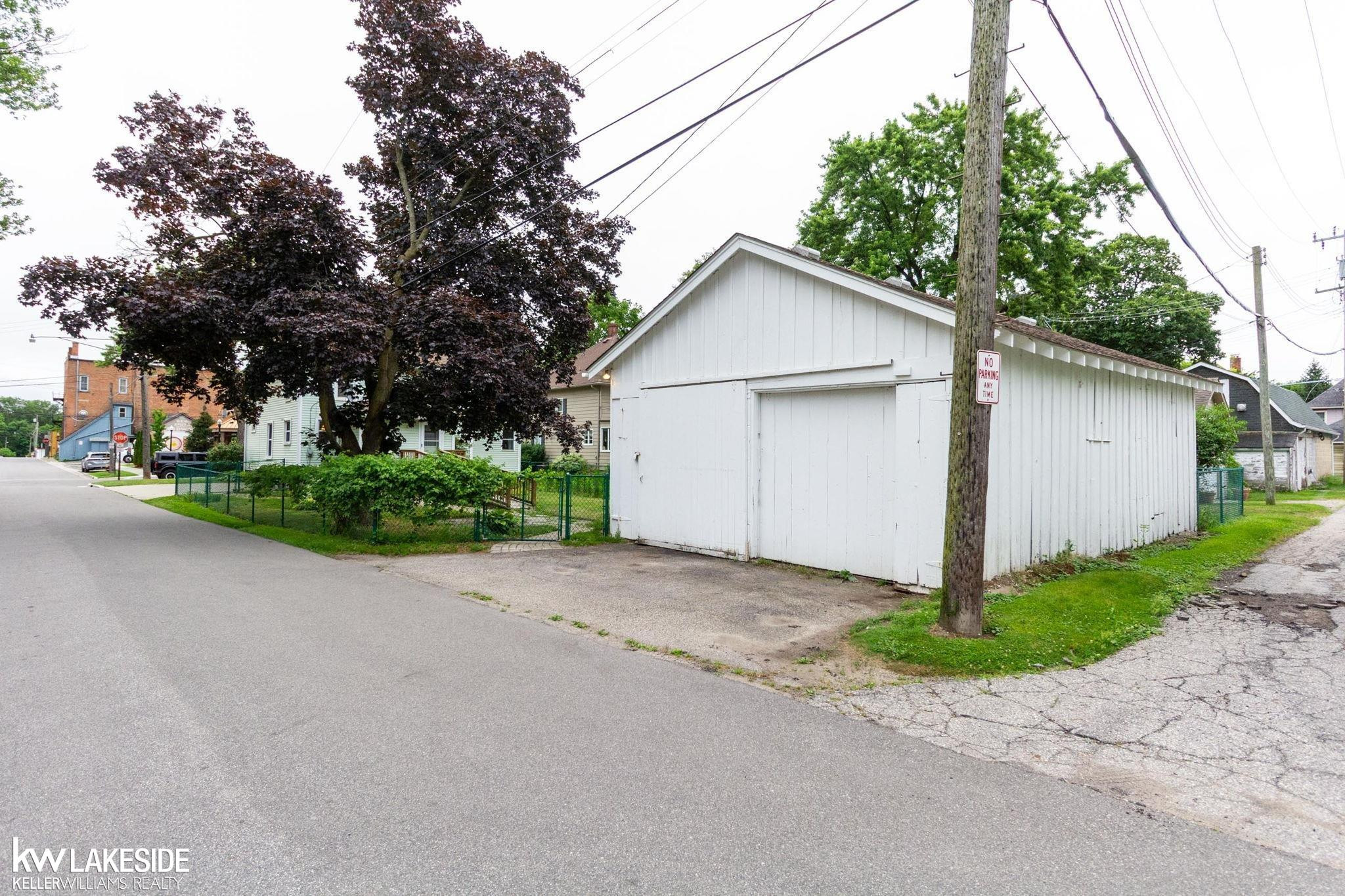 231 N Rawles Street, MI 48065 — Photo 35
