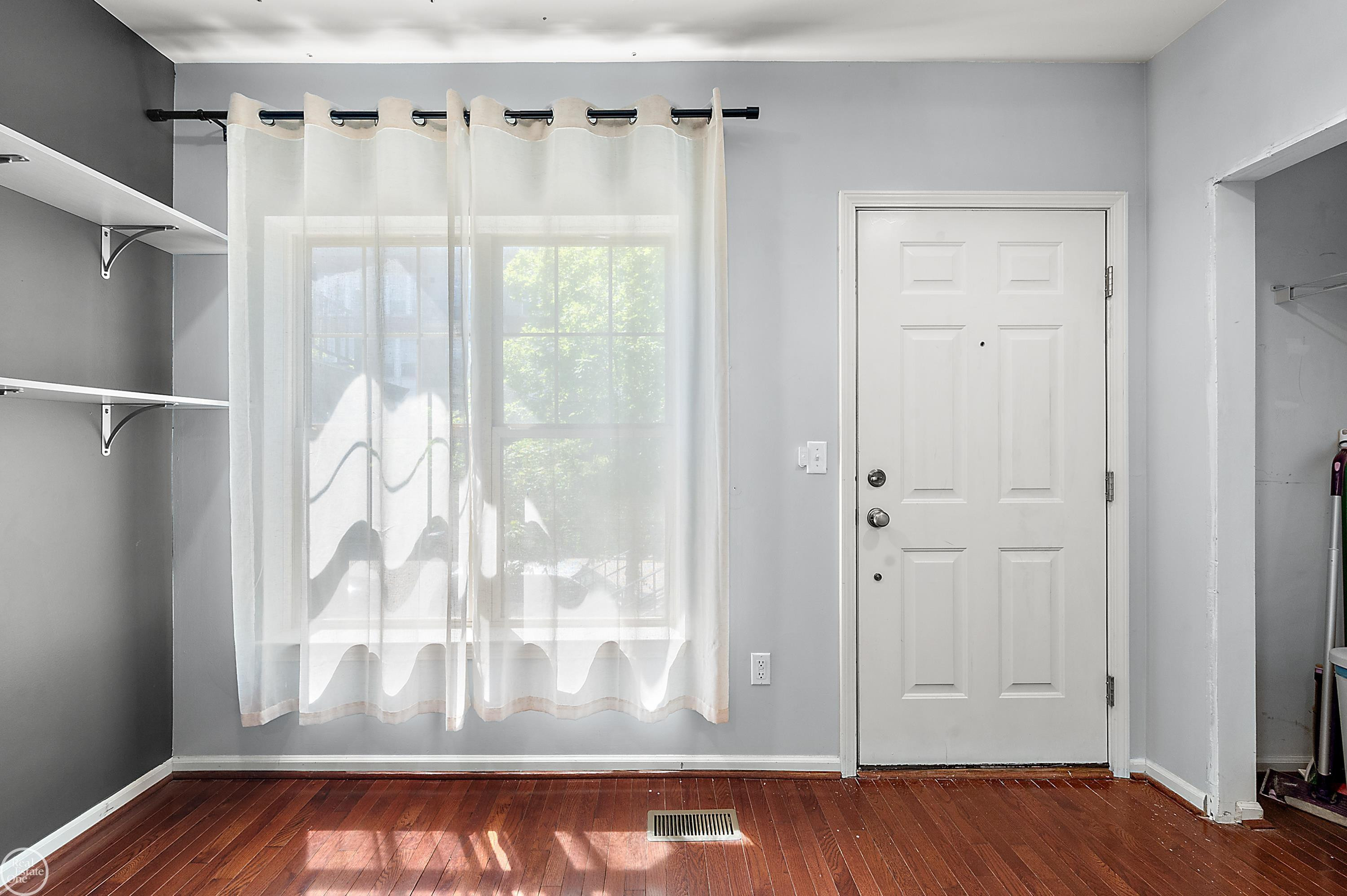 55 Winder Street, Detroit, MI 48201 — Photo 4