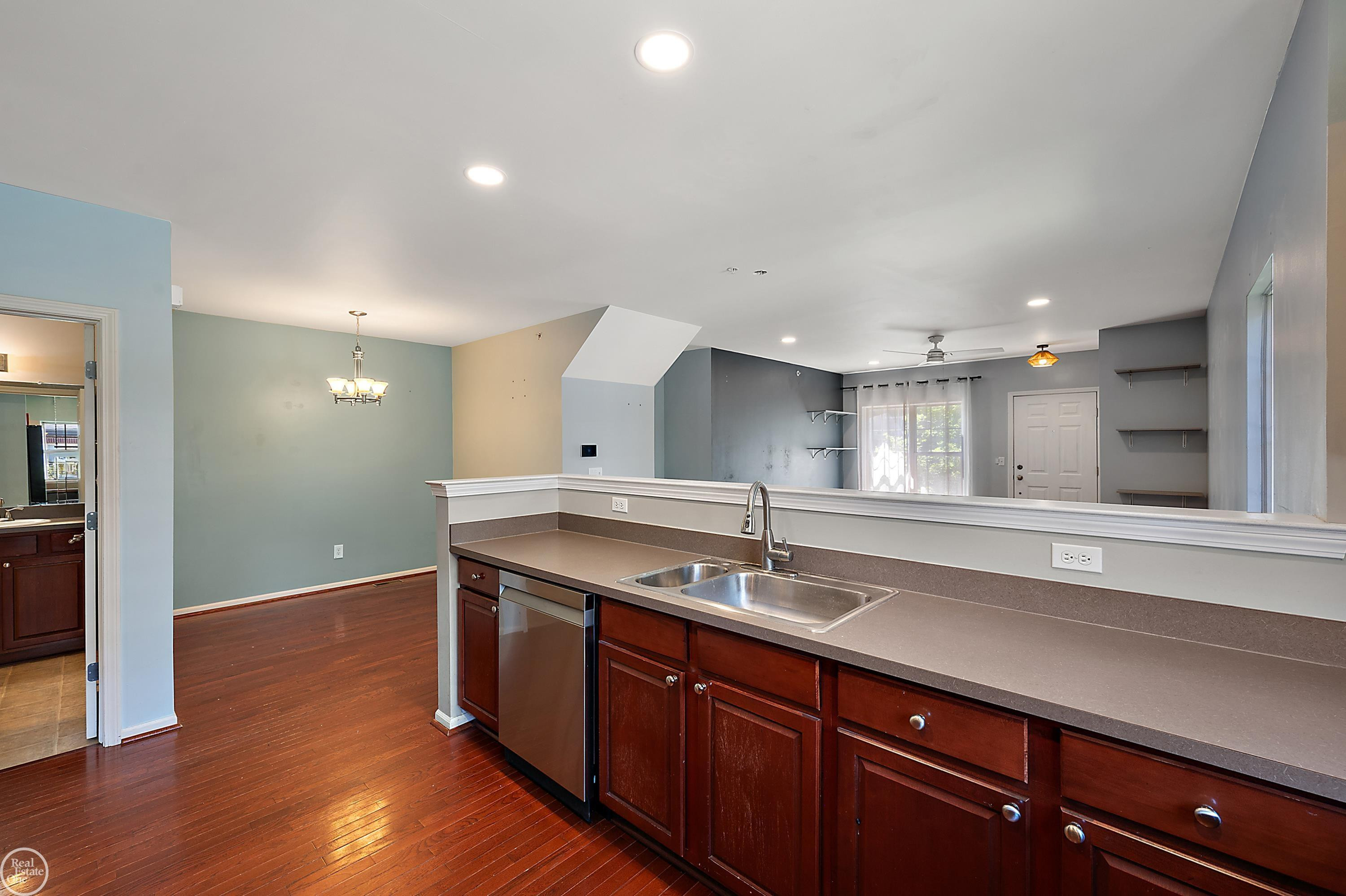 55 Winder Street, Detroit, MI 48201 — Photo 17