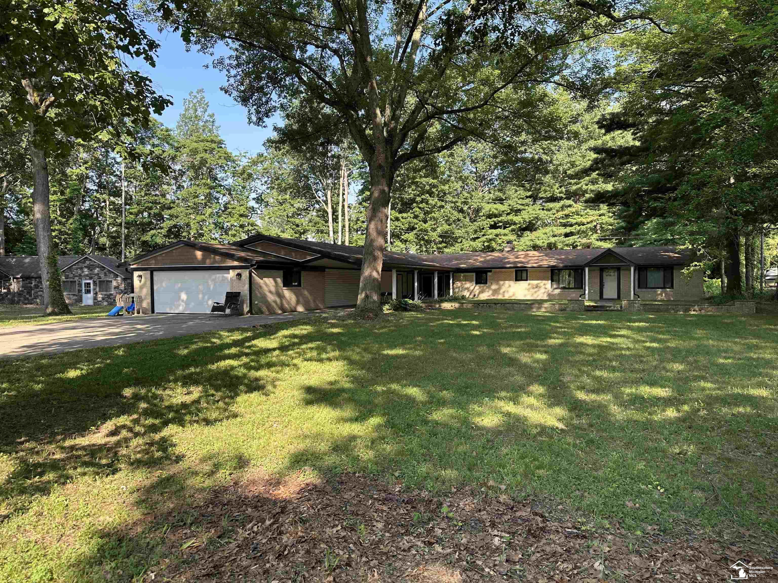10931 Telegraph Road, Erie, MI — front exterior