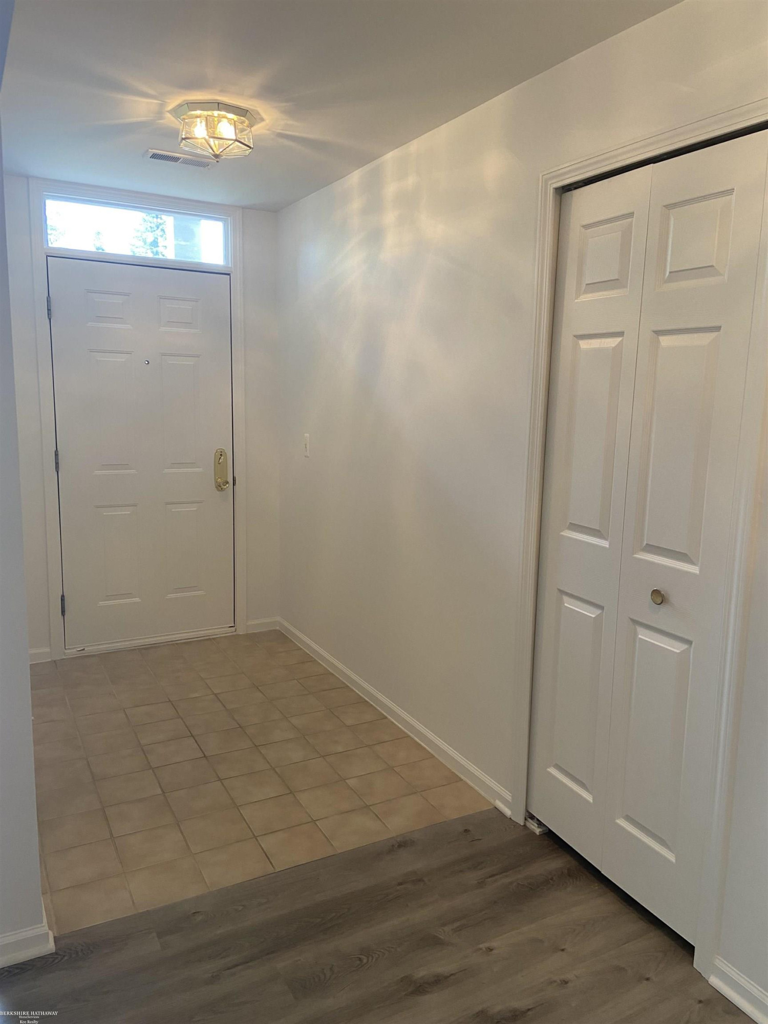 4652 Berkshire Drive, Sterling Heights, MI 48314 — Photo 8