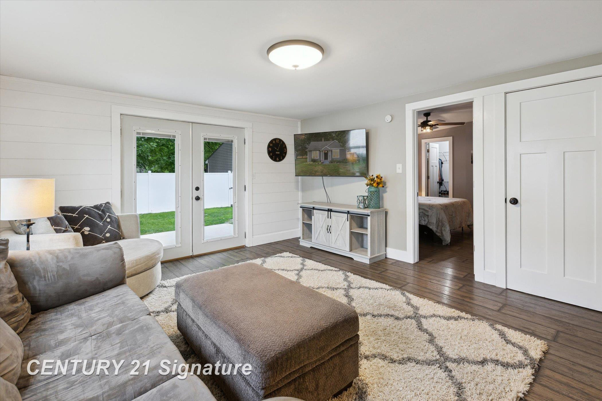 6357 Mackinaw Road, Saginaw, MI 48604 — Photo 8