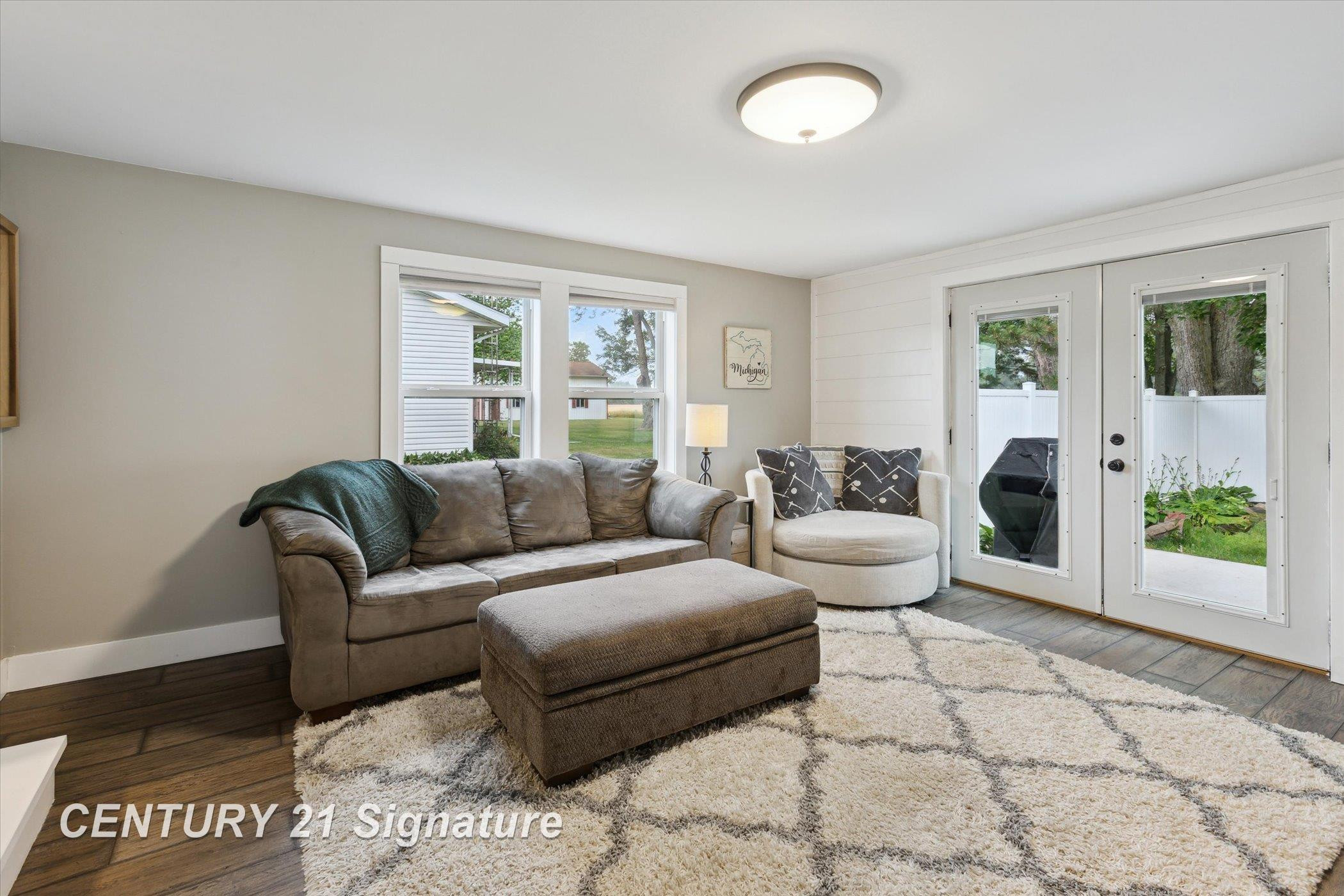 6357 Mackinaw Road, Saginaw, MI 48604 — Photo 9