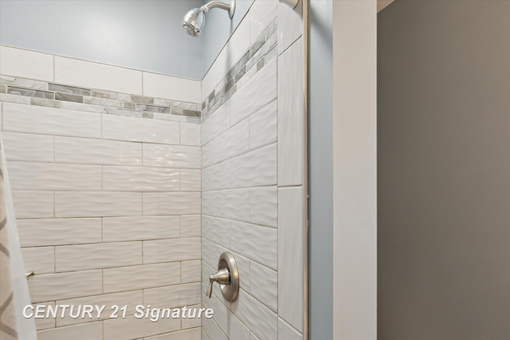 6357 Mackinaw Road, Saginaw, MI 48604 — Photo 33