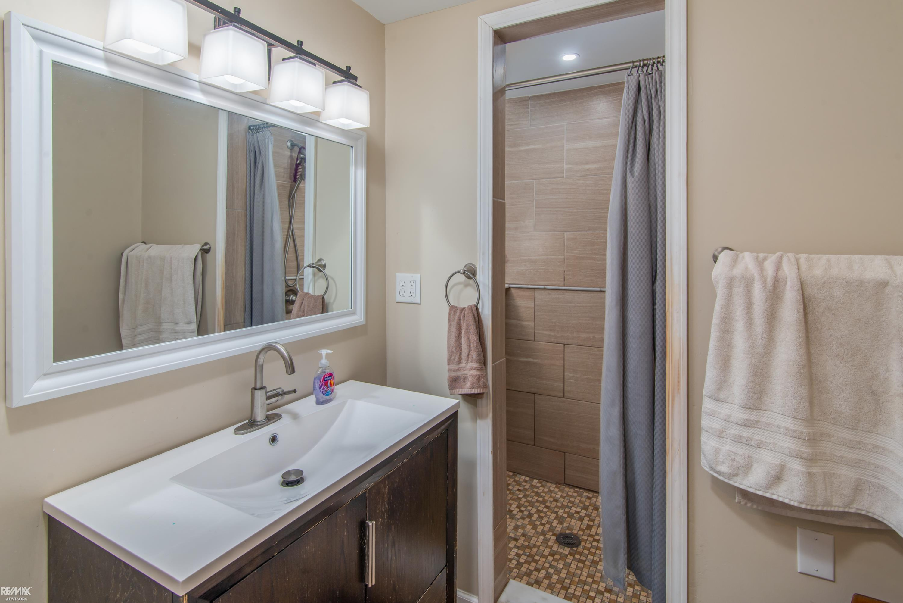 6123 Pointe Tremble Road, MI 48001 — Photo 18